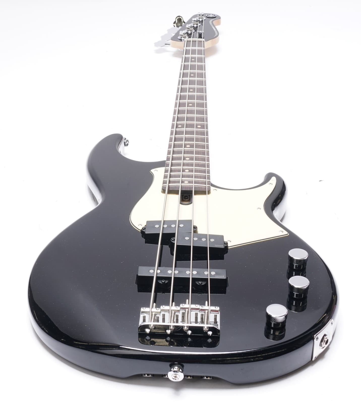 Yamaha BB434 4-String Electric Bass Guitar (Black)