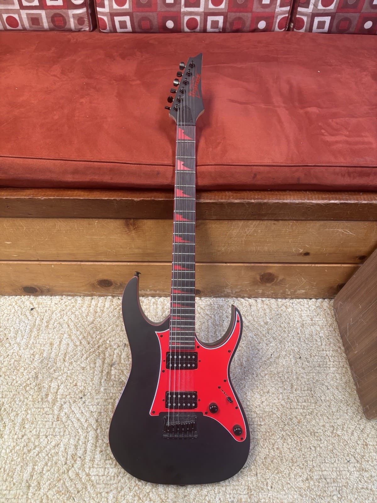Ibanez GRG131DX Electric Guitar Black Solid-Body with Red Pickguard