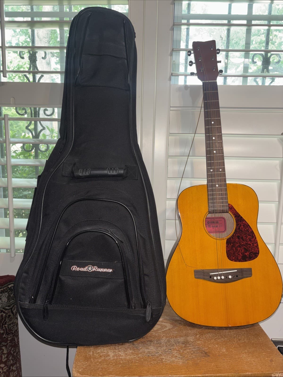Yamaha FG Junior JR1 Acoustic Guitar With Carry Bag