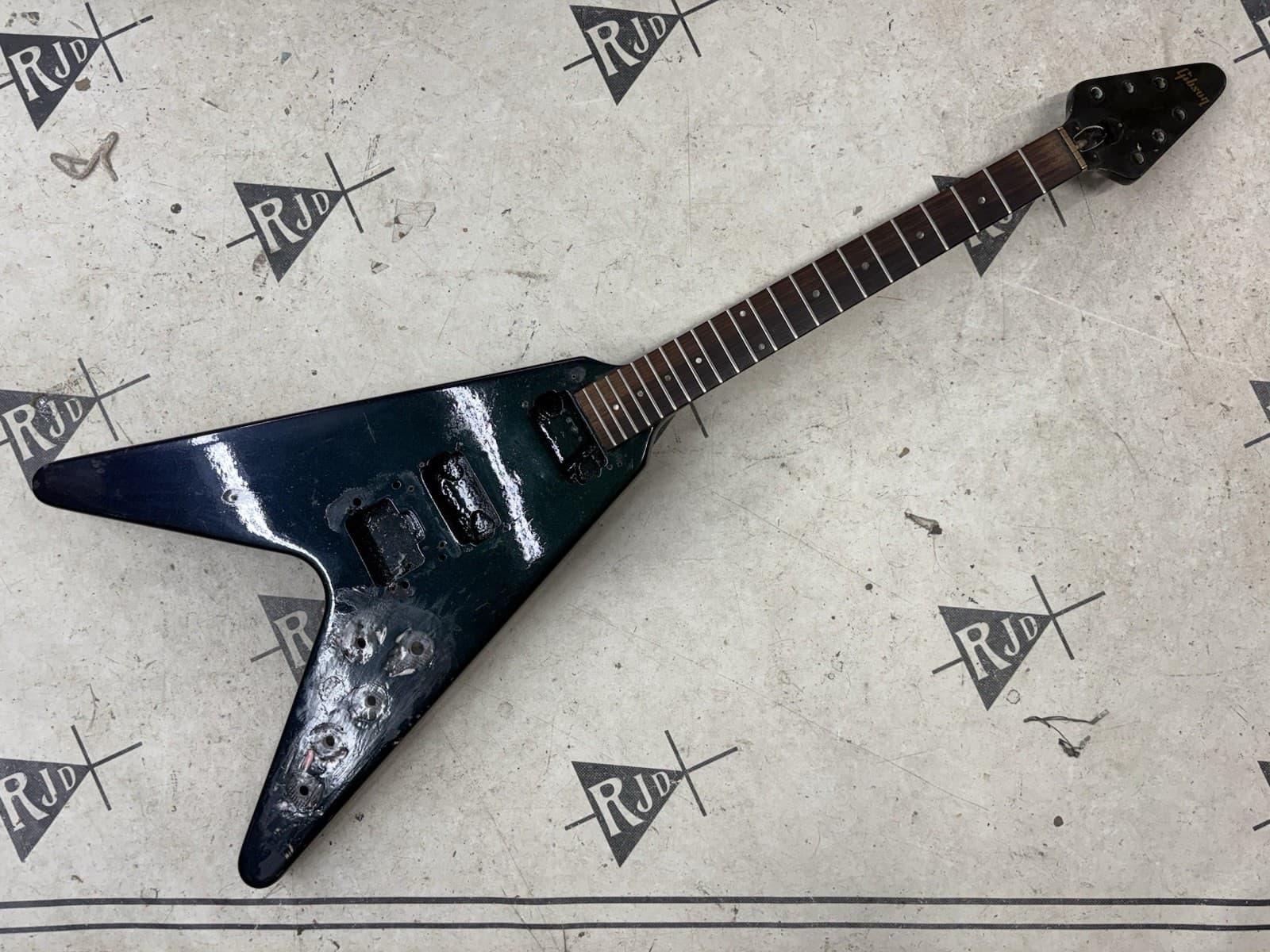 1983 Gibson Flying V Electric Guitar Husk Chameleon Nightmare