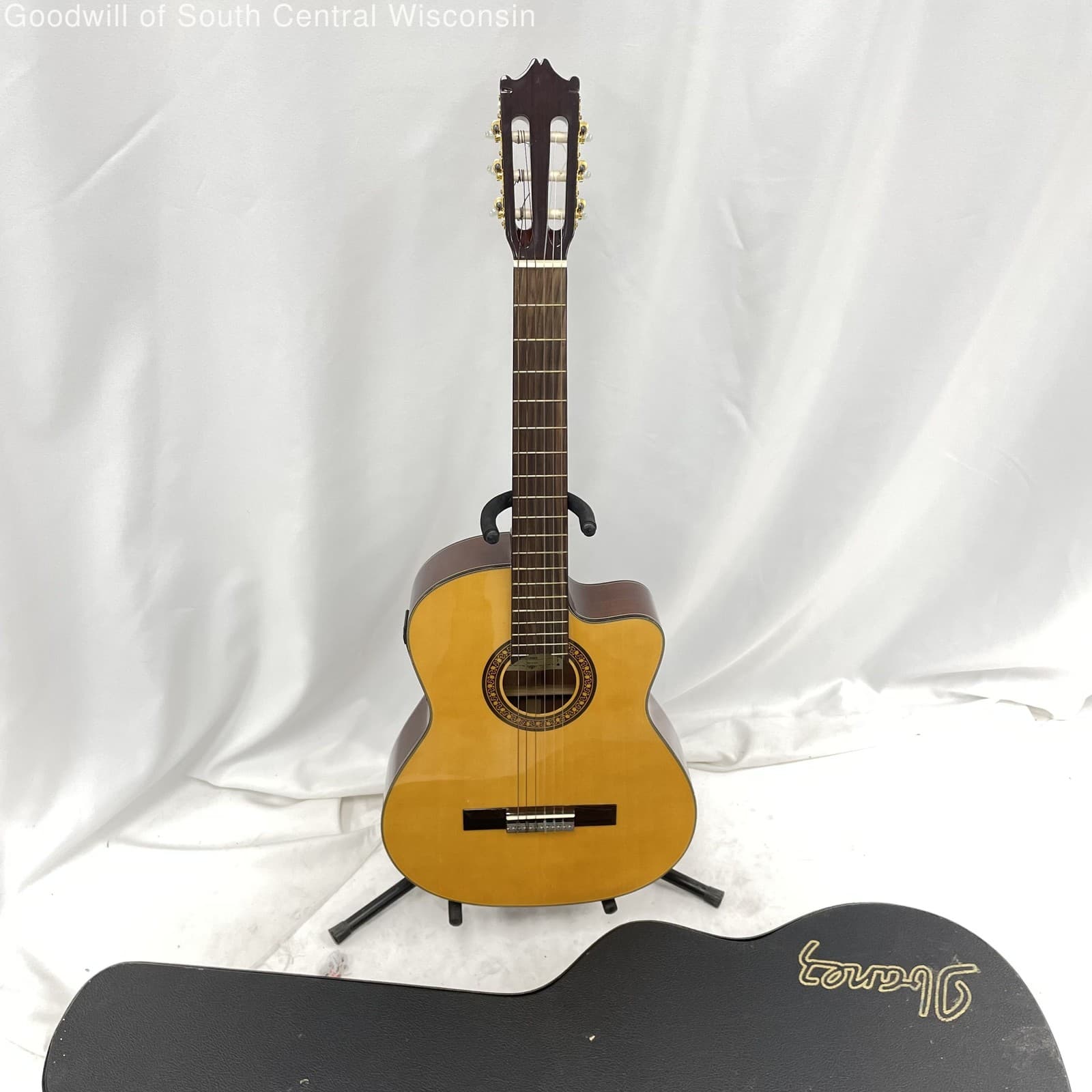 Salvador Ibanez Classical Guitar-GA6CE- Acoustic Electric