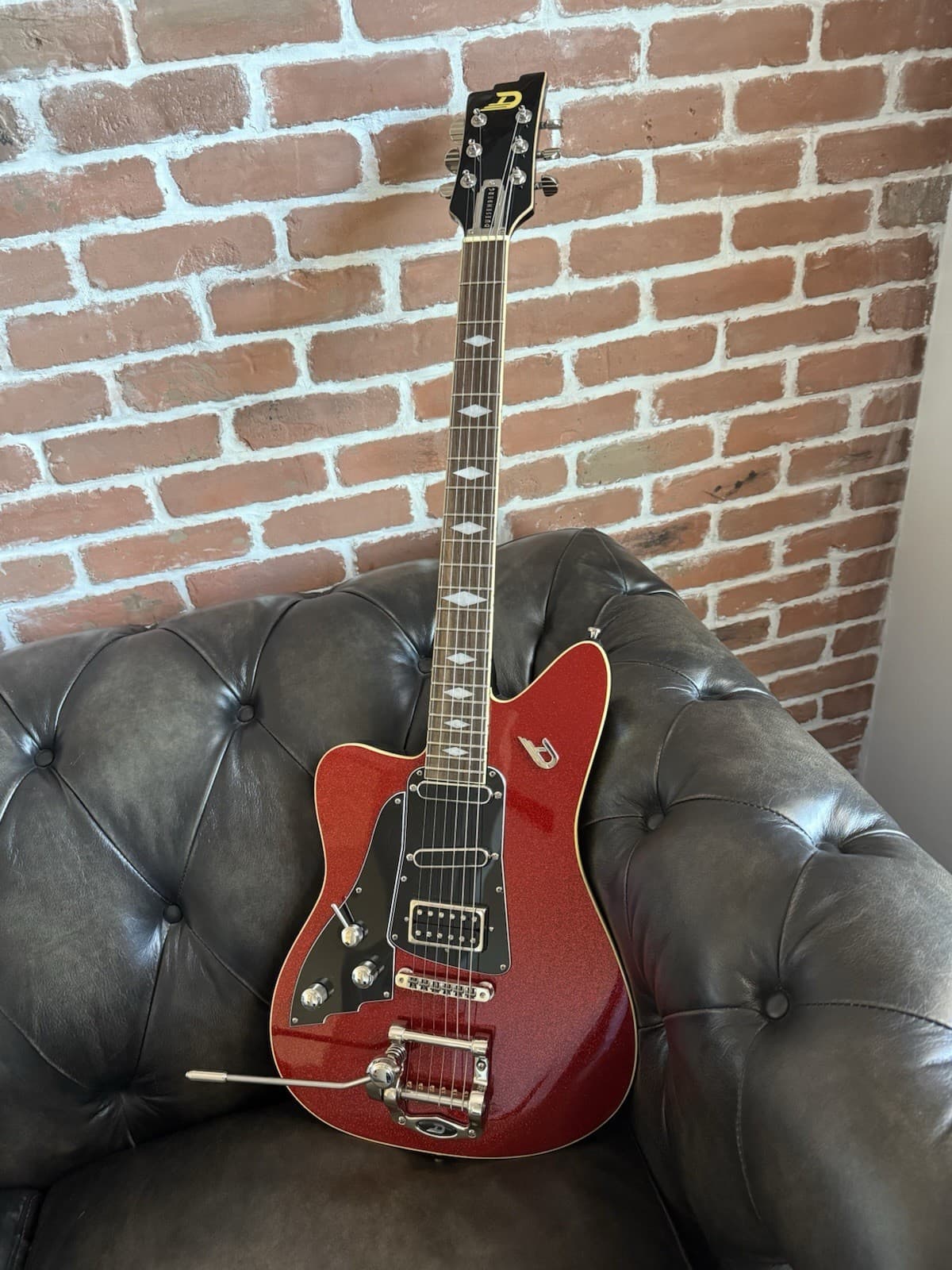 Left Handed Duesenberg Paloma 2025 - Red Sparkle