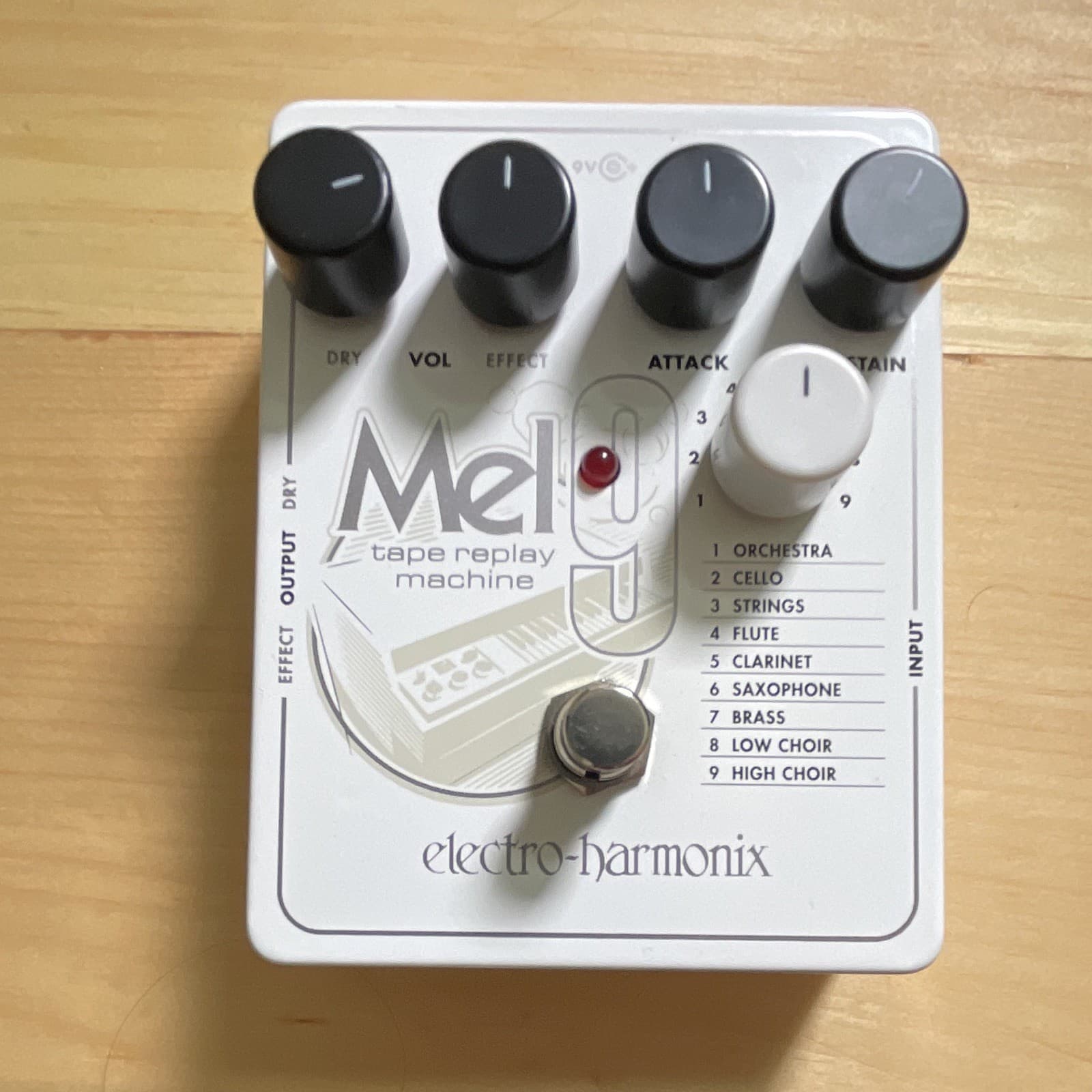 Electro-Harmonix MEL9 Tape Replay Machine Tape Echo Guitar Effects Pedal