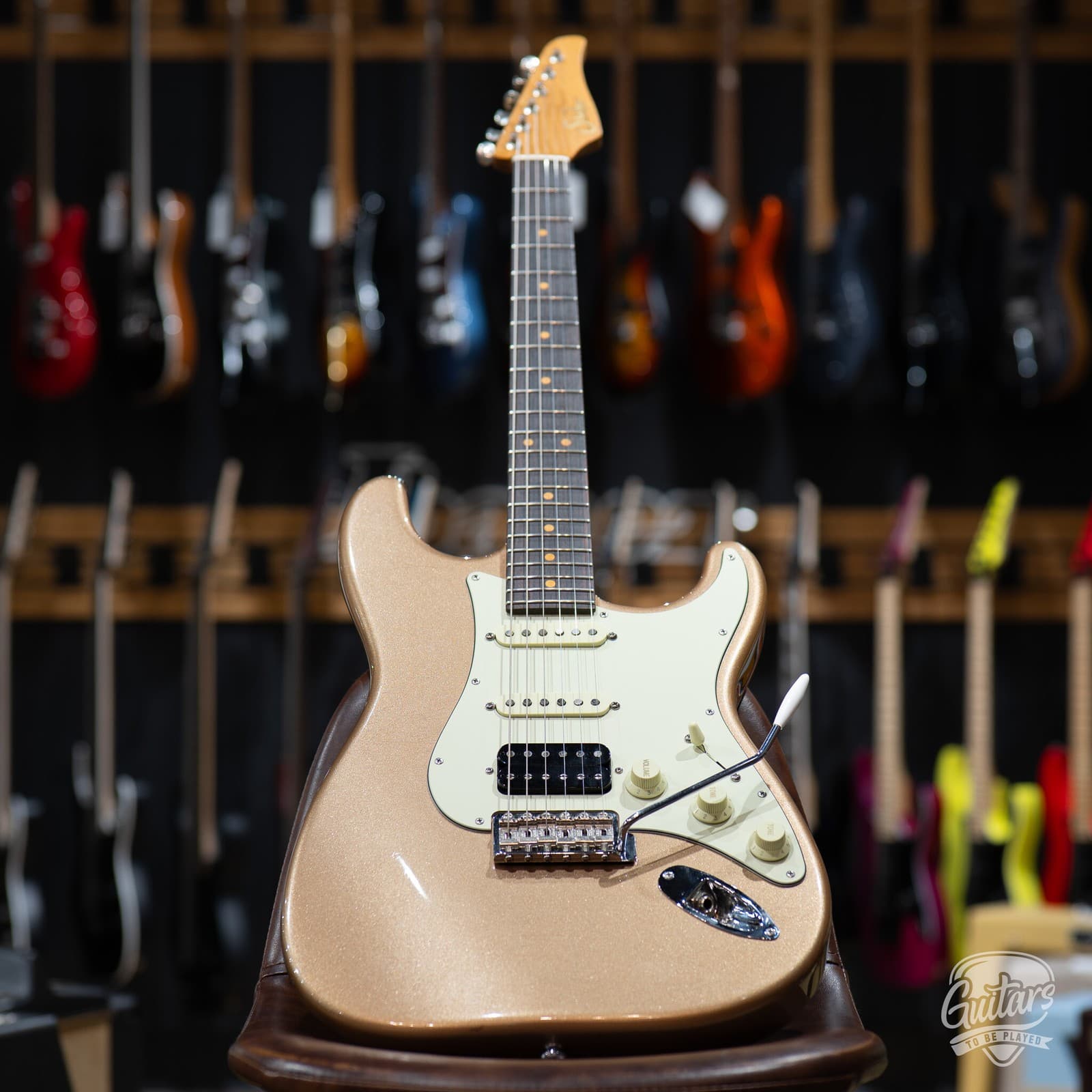 Used: Suhr Classic S Antique Vintage Limited HSS w/ Bag – Firemist Gold Metallic