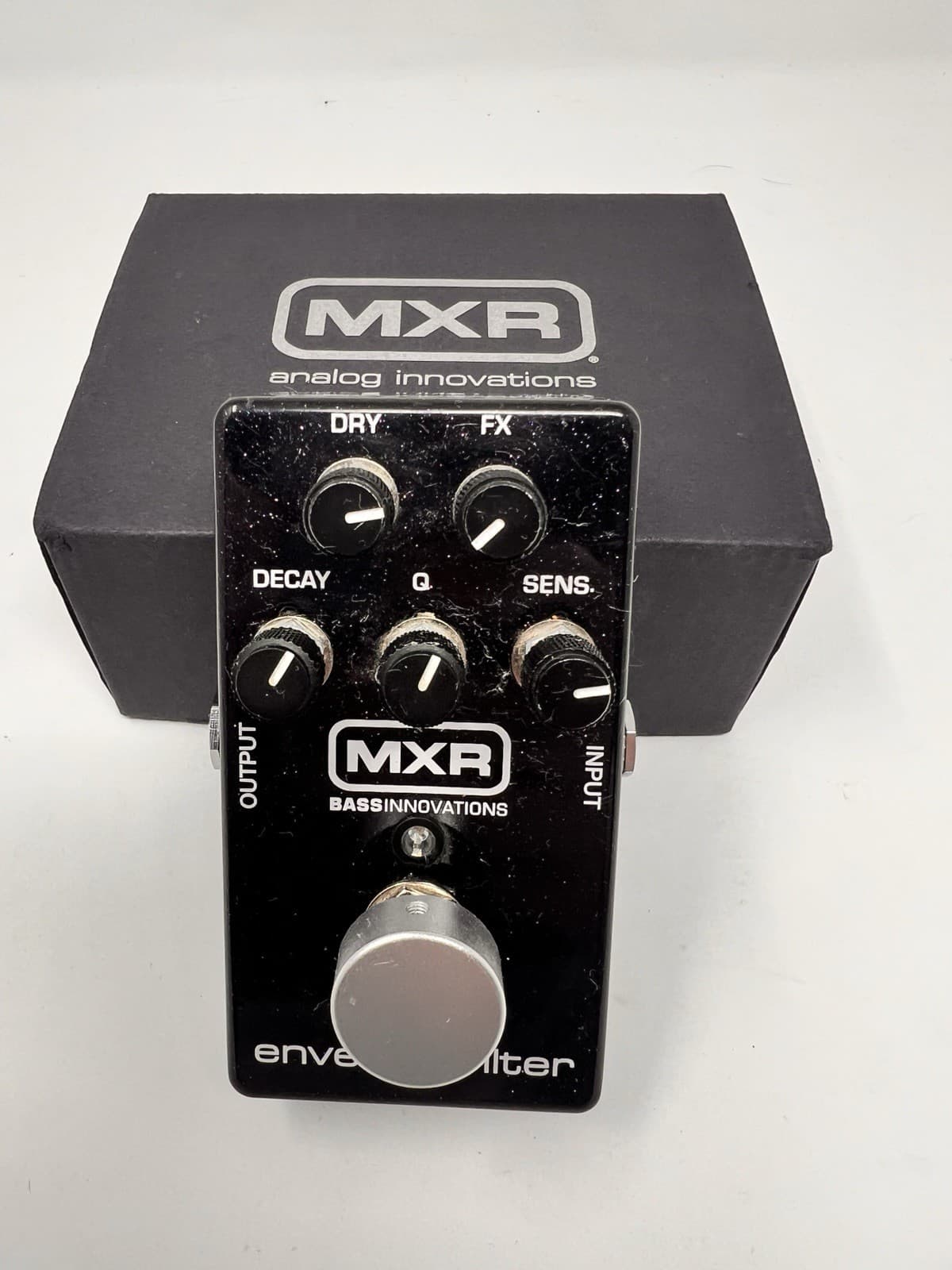EUC MXR M82 Bass Envelope Filter Bass Guitar Effects Pedal