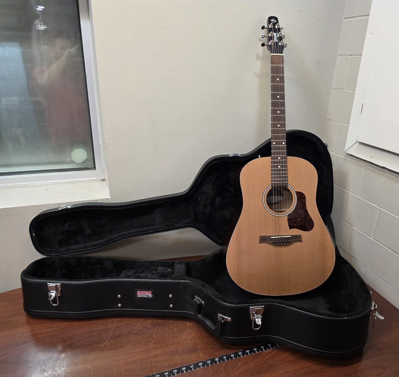 Seagull S6 Original Slim Dreadnought 6-String Acoustic Guitar