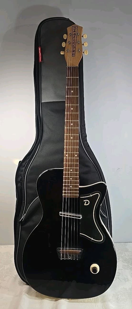 Danelectro 56 U1 Reissue Vintage Guitar with Case