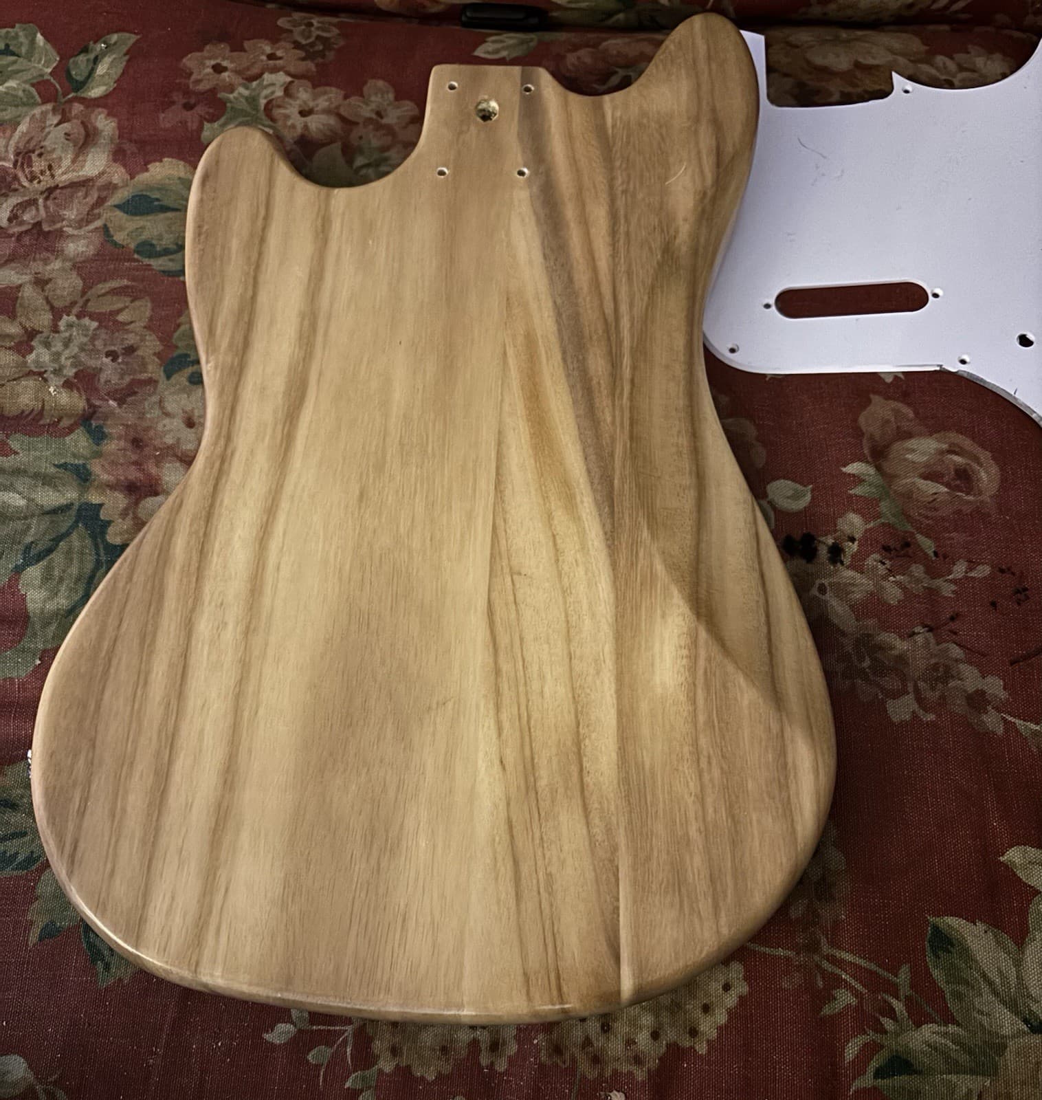 Short Scale Bass Loaded Body Natural finish (Unbranded)