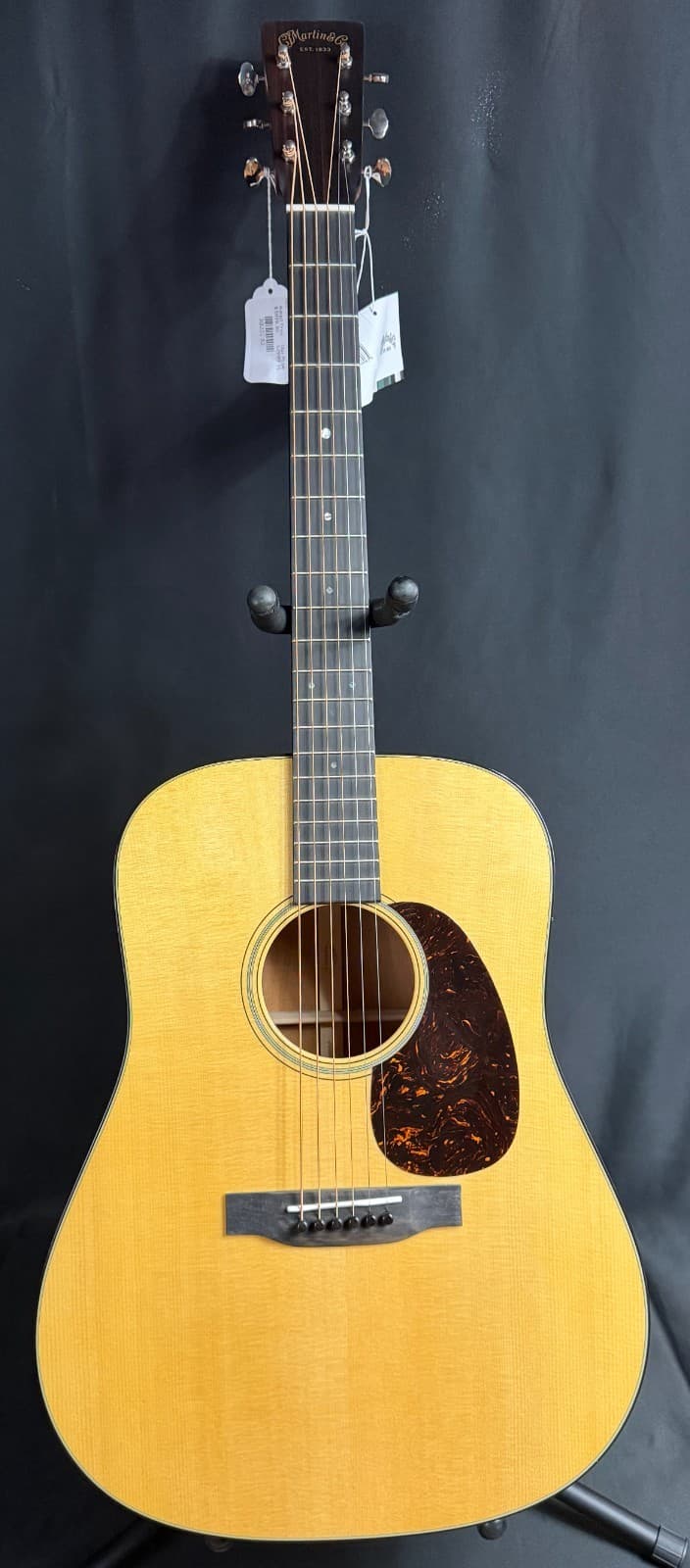 Martin D-18 (2026) Dreadnought Acoustic Guitar Gloss Natural Finish w/ Case 282