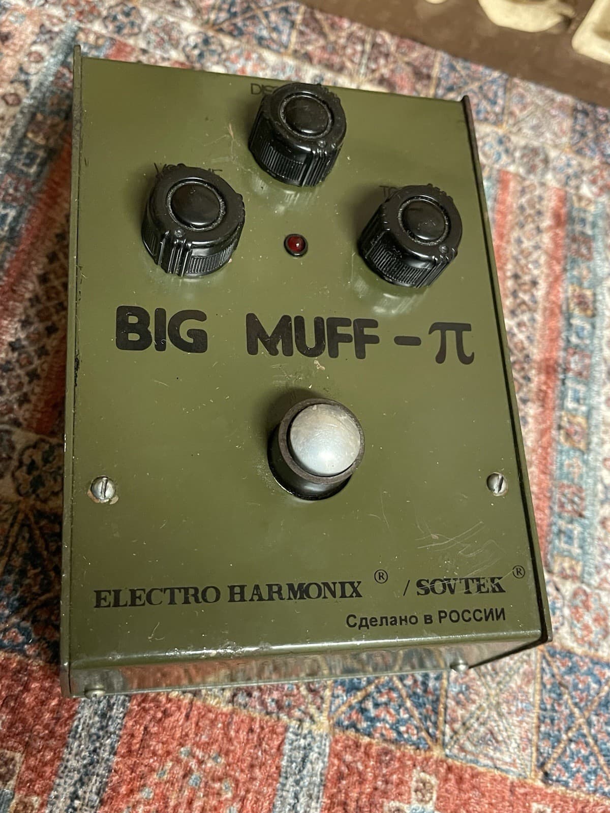 Sovtek Electro-Harmonix Big Muff Pi Green Russian Fuzz Guitar Effects Pedal