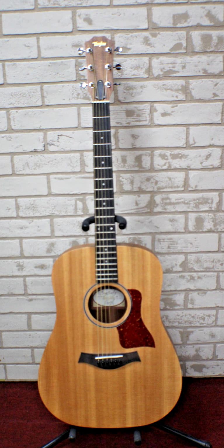 Taylor 2018 Big Baby BBT - RH 6 String Acoustic Guitar - W/Soft Bag