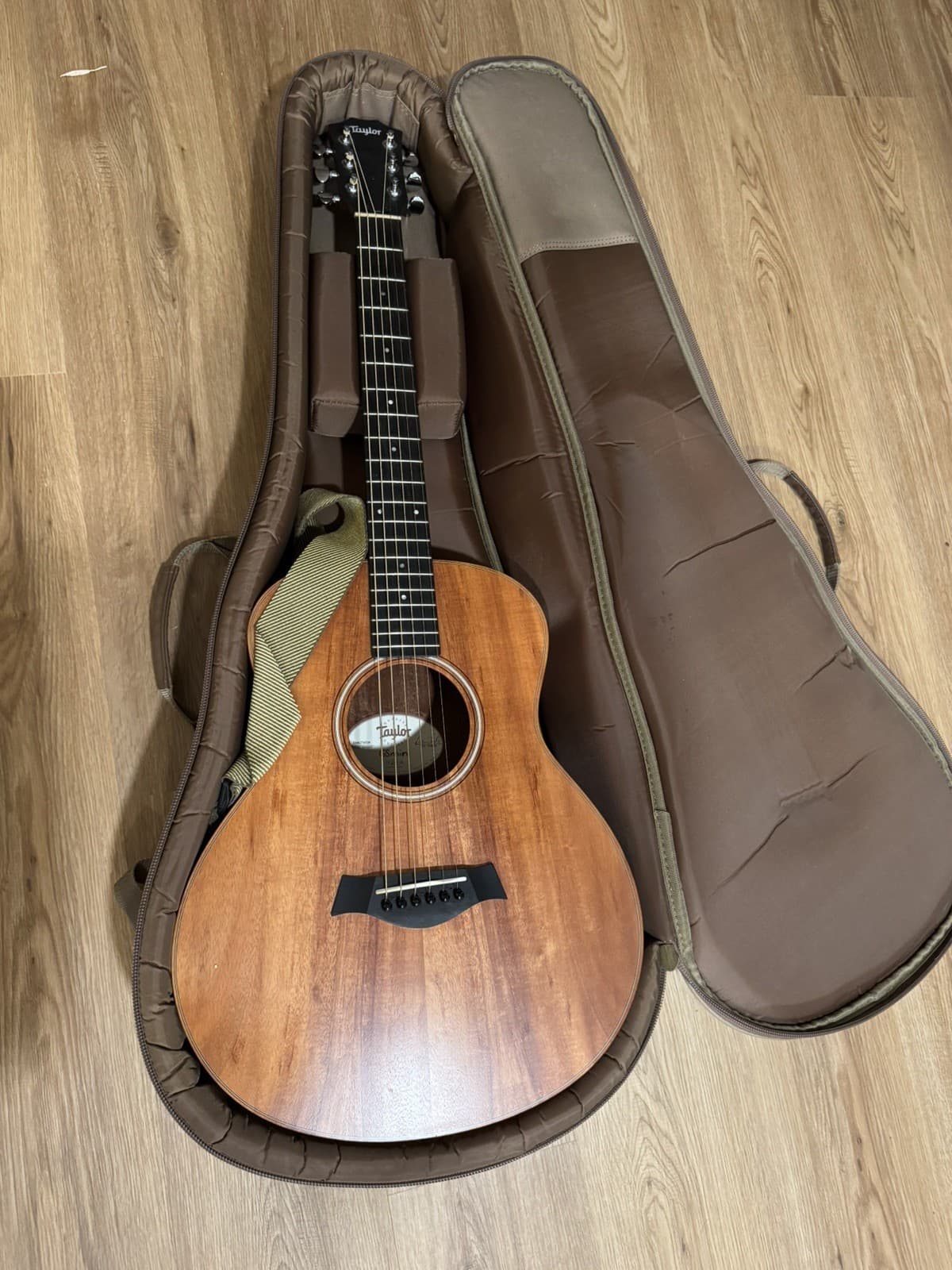 Baby Taylor GS Mini Guitar - Koa