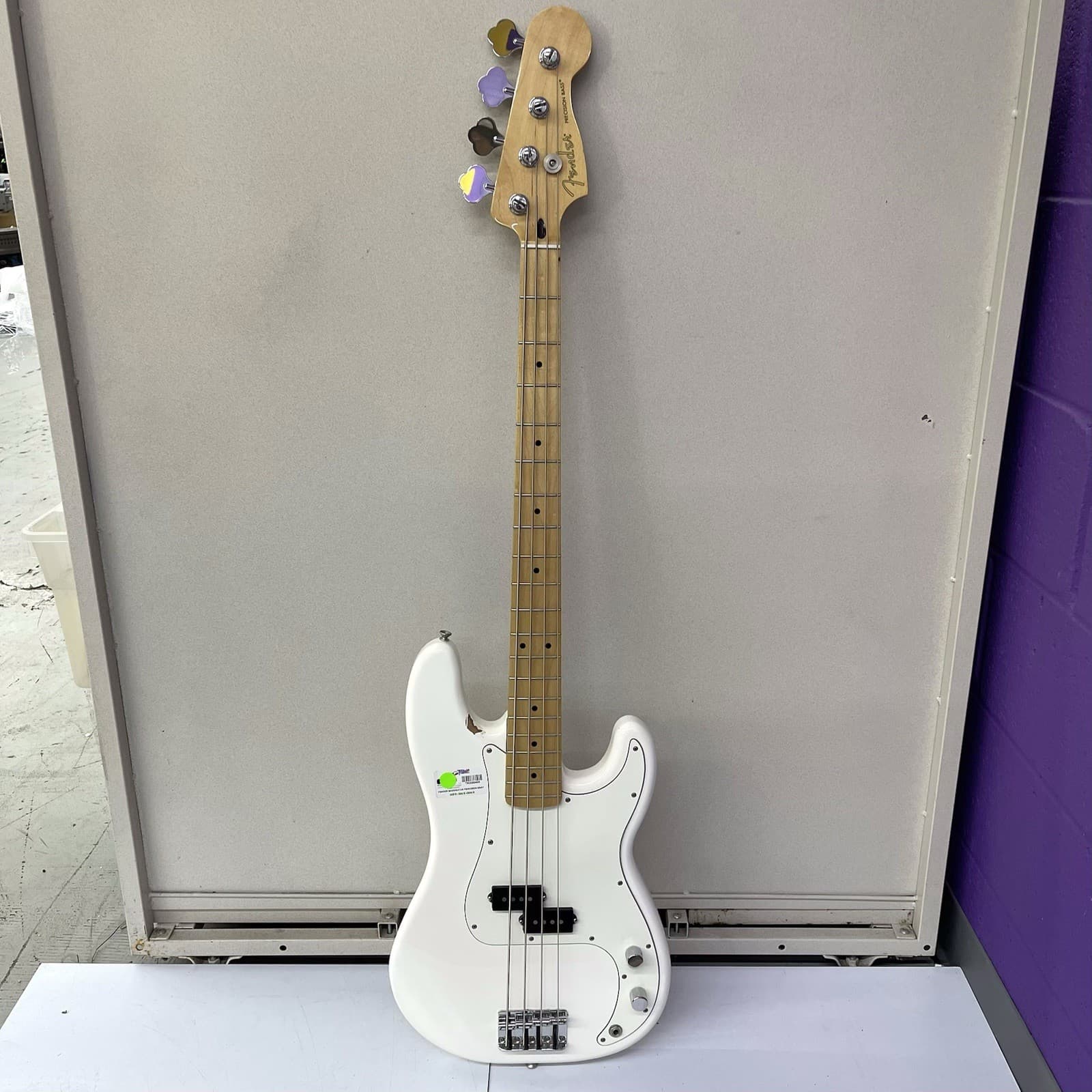 Fender Player Precision Bass 4-String - Polar White - Maple Fingerboard