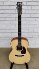 Brand New Larrivee Acoustic Guitar Model OM-40 w/HSC! -LL