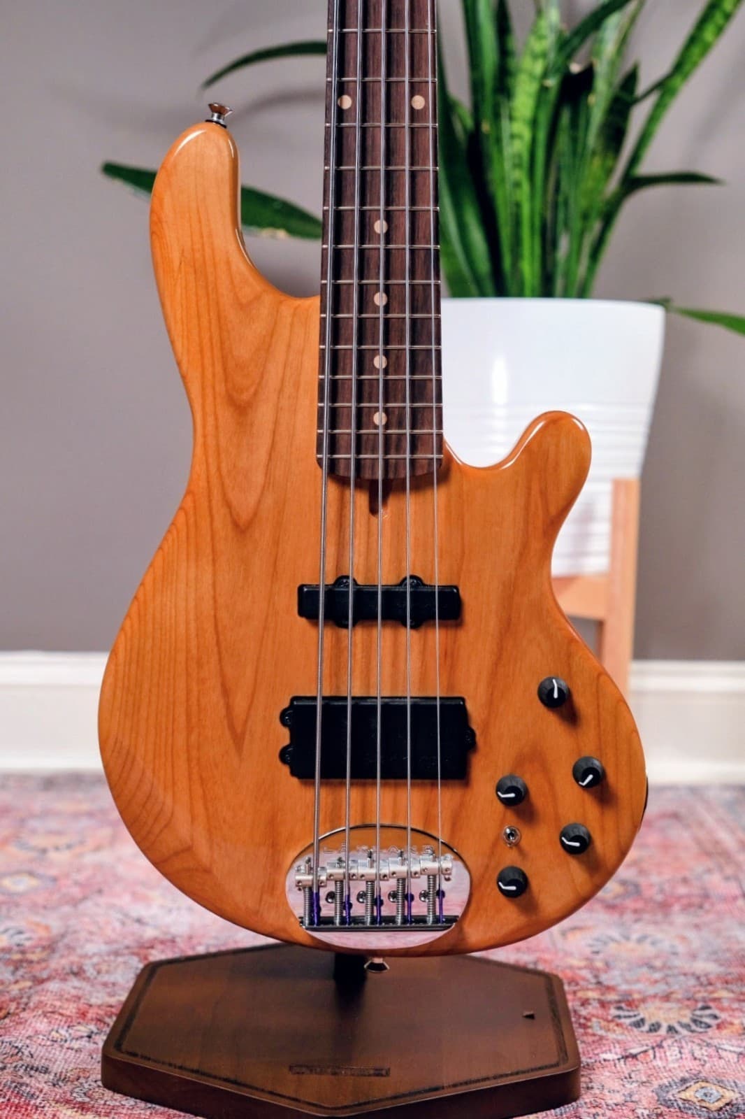 Lakland USA 55-14 (2021) - Ash Body w/ Flamed Maple Neck – Trans Amber (55-94)