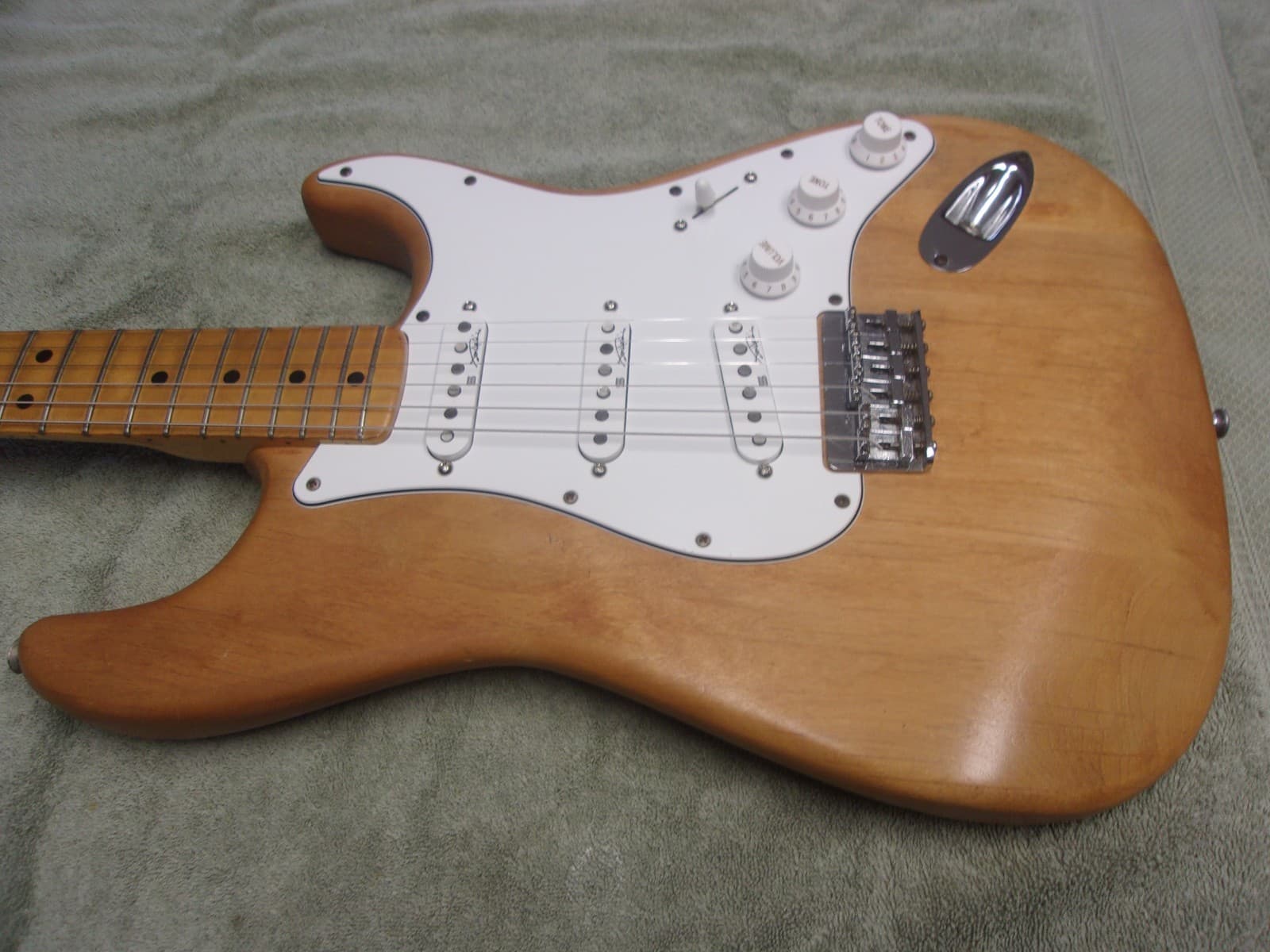 Excellent Vintage 1973 Fender Hardtail Stratocaster Guitar w/Hendrix SD Pickups