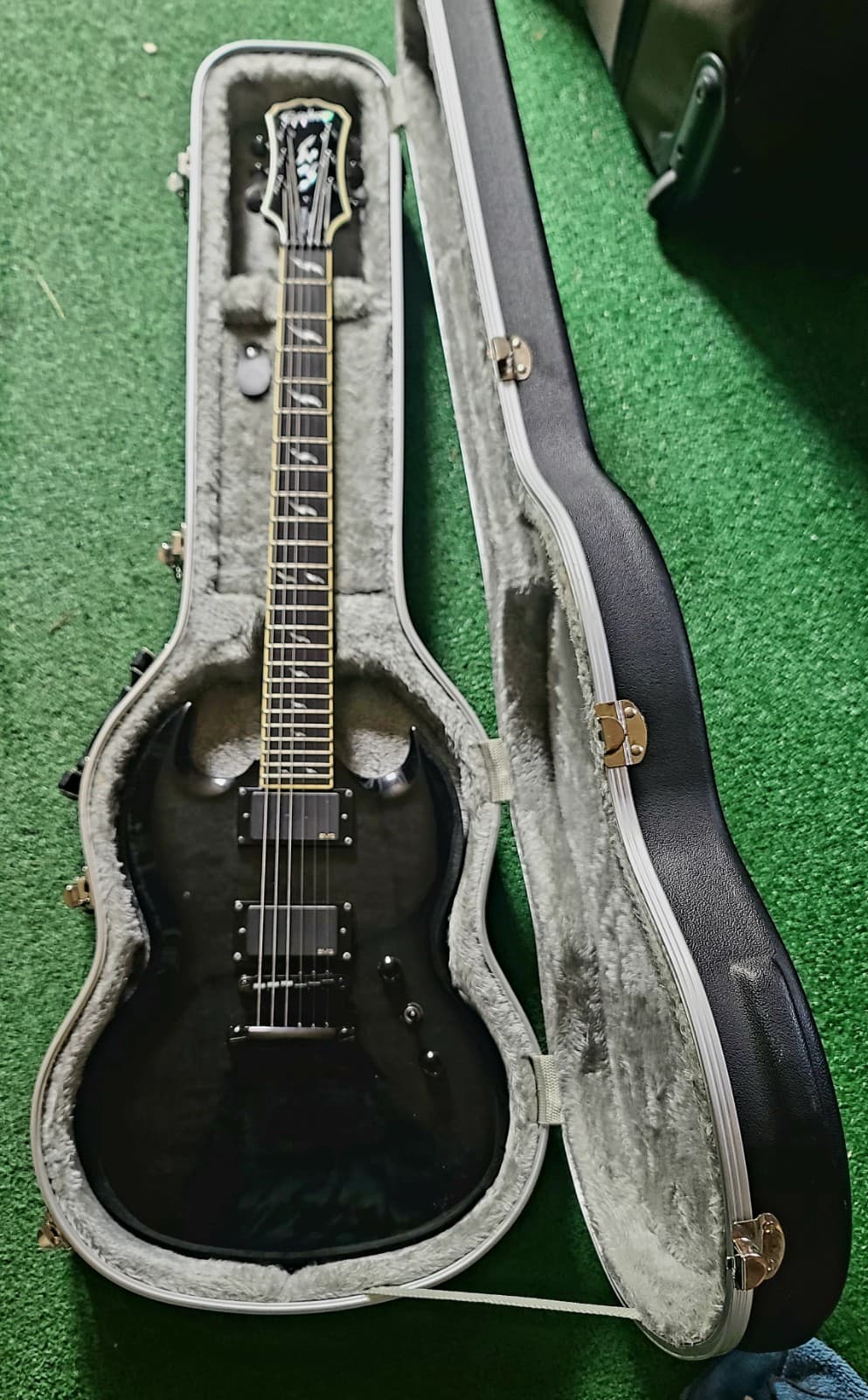 Epiphone PROPHECY, SG Custom guitar With Hardcase