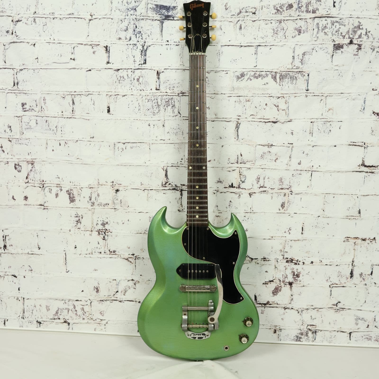 1963 Gibson SG Junior Refin. Electric Guitar w/Hard Shell Case
