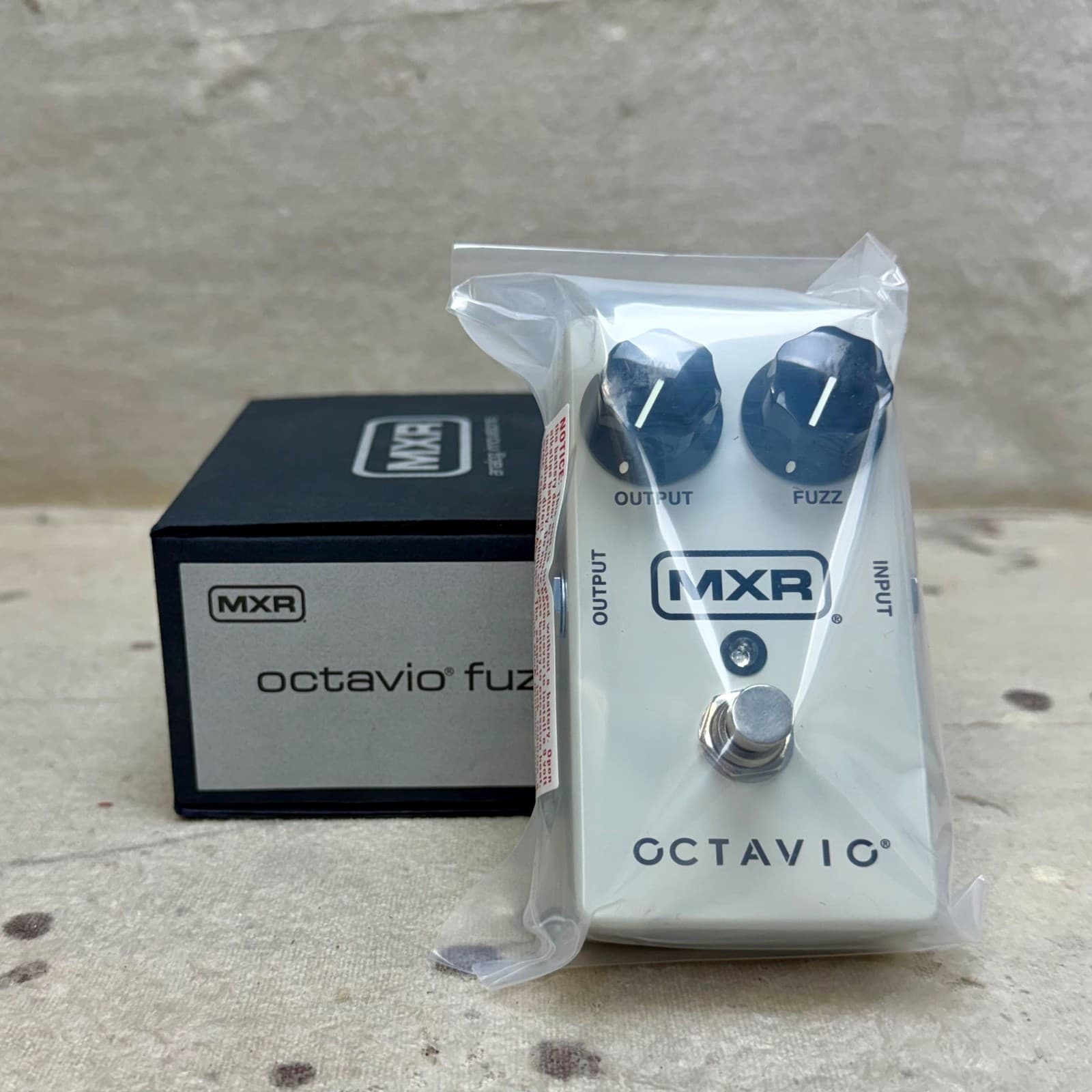 MXR M-267 Octavio Fuzz Guitar Effects Pedal NOS Open Box B-Stock