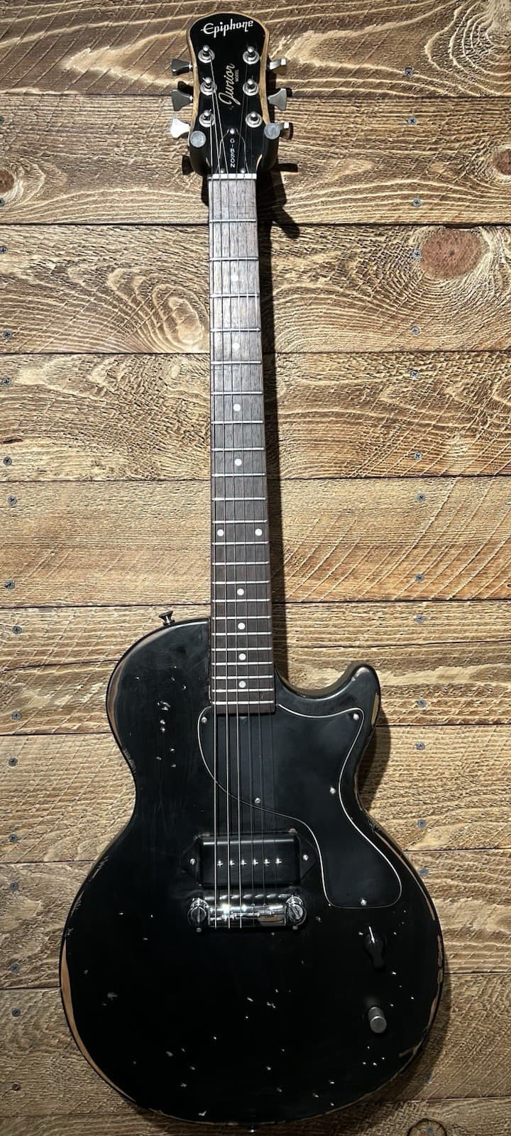 Epiphone Les Paul Junior P90 - Black Relic w/Hard Shell Case