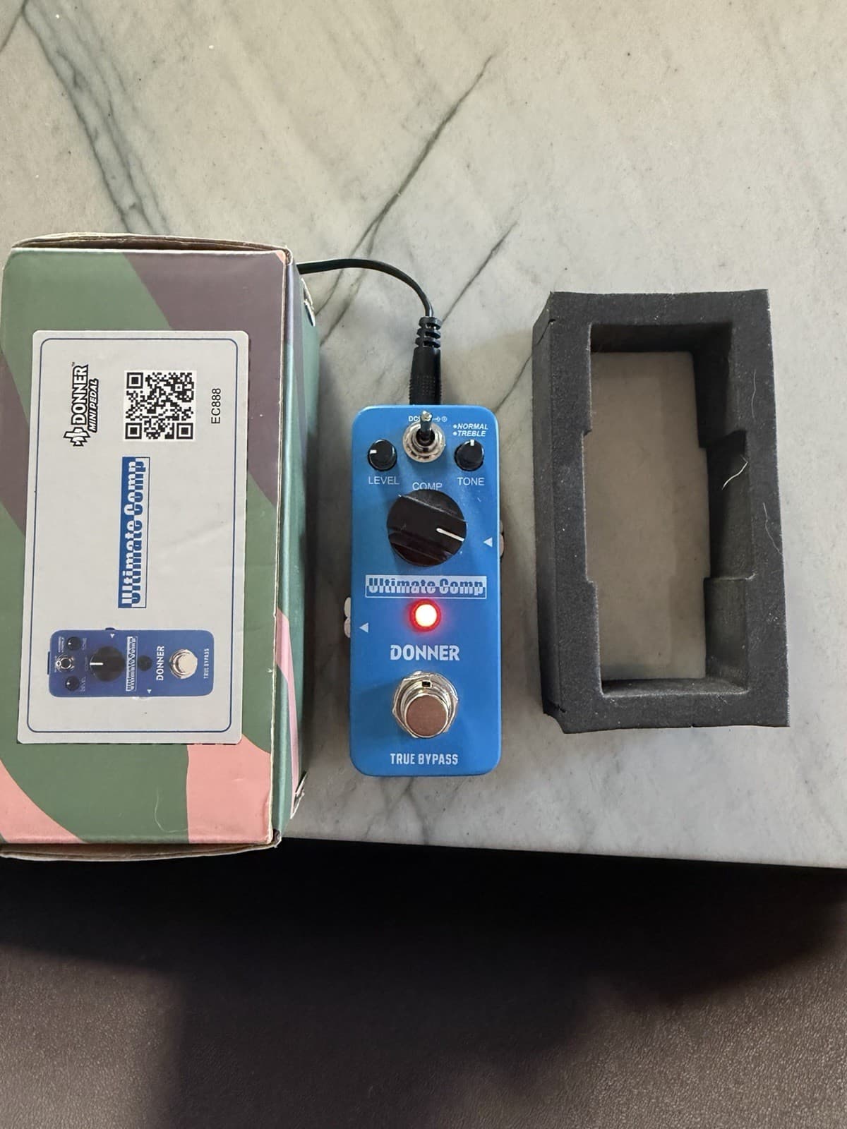 Donner Ultimate Comp Analog Compressor Pedal for Electric Guitar