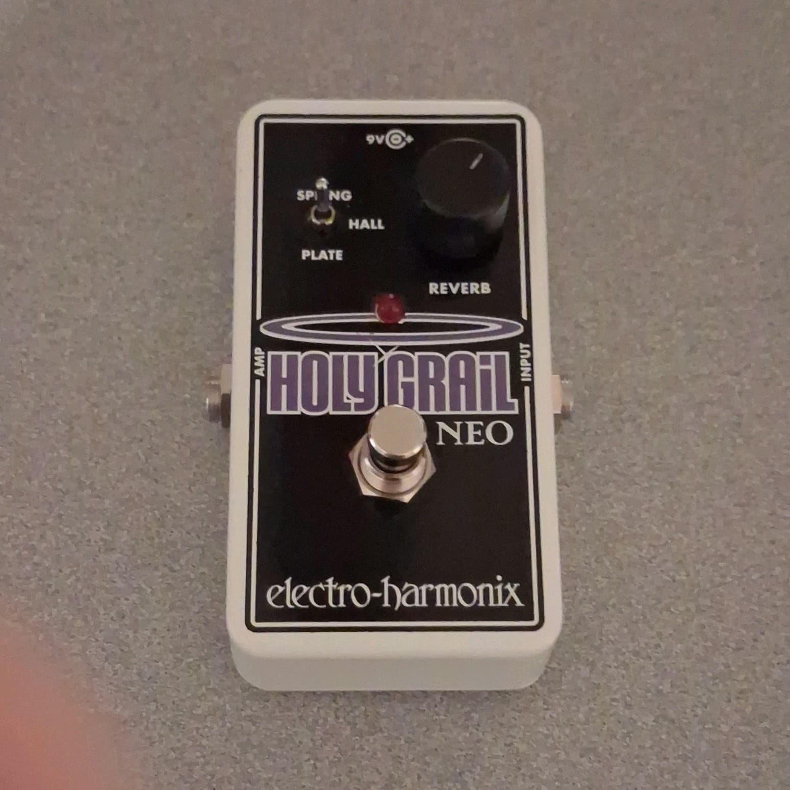 Electro-Harmonix Holy Grail Neo Digital Reverb Pedal Electric guitar.