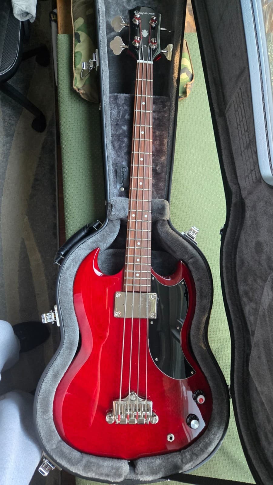 Epiphone EB-0 Electric Bass Guitar and hard case