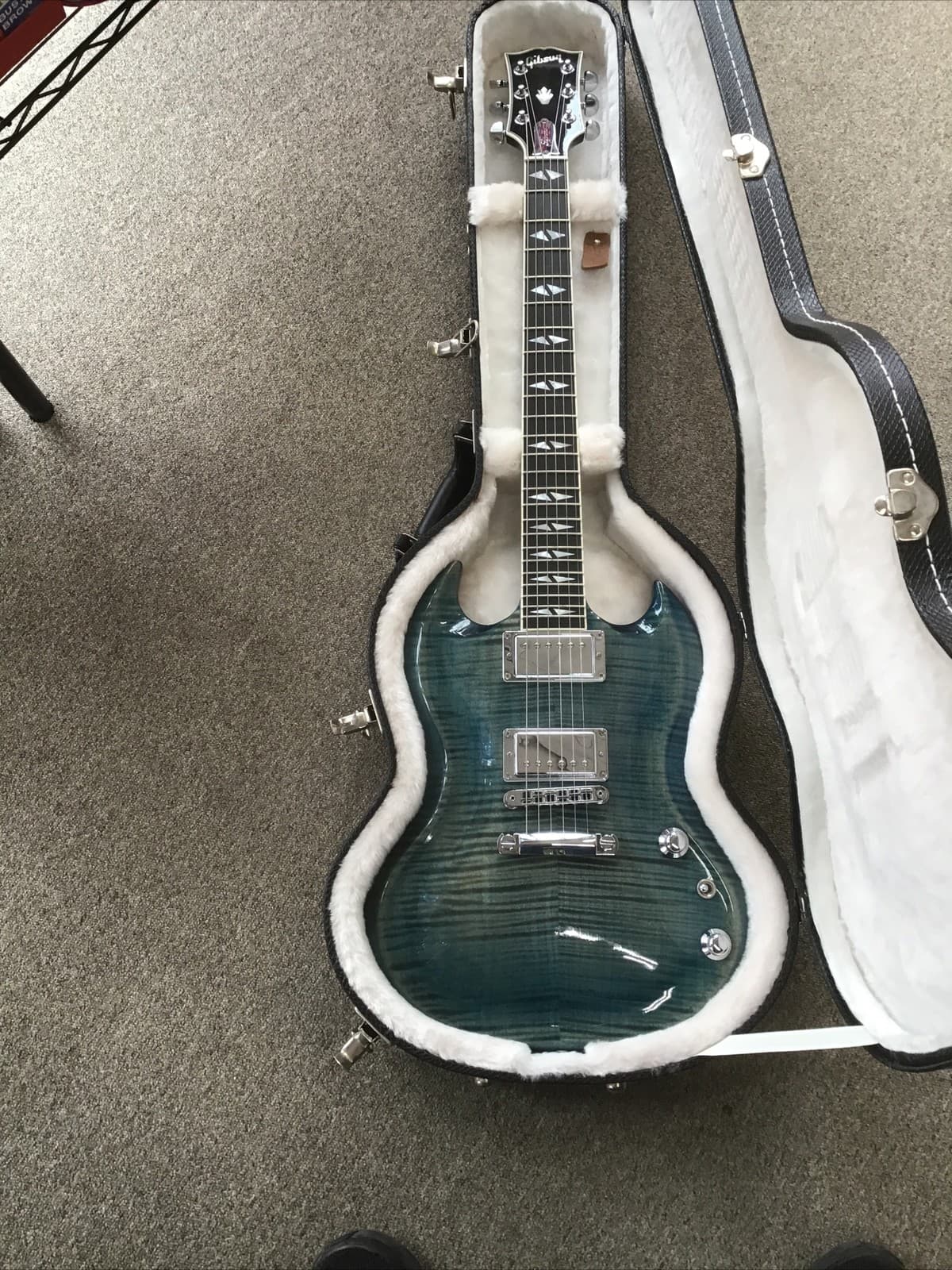 Gibson SG Supreme Electric Guitar W/case Paperwork 2016 Nashville TN Super Clean