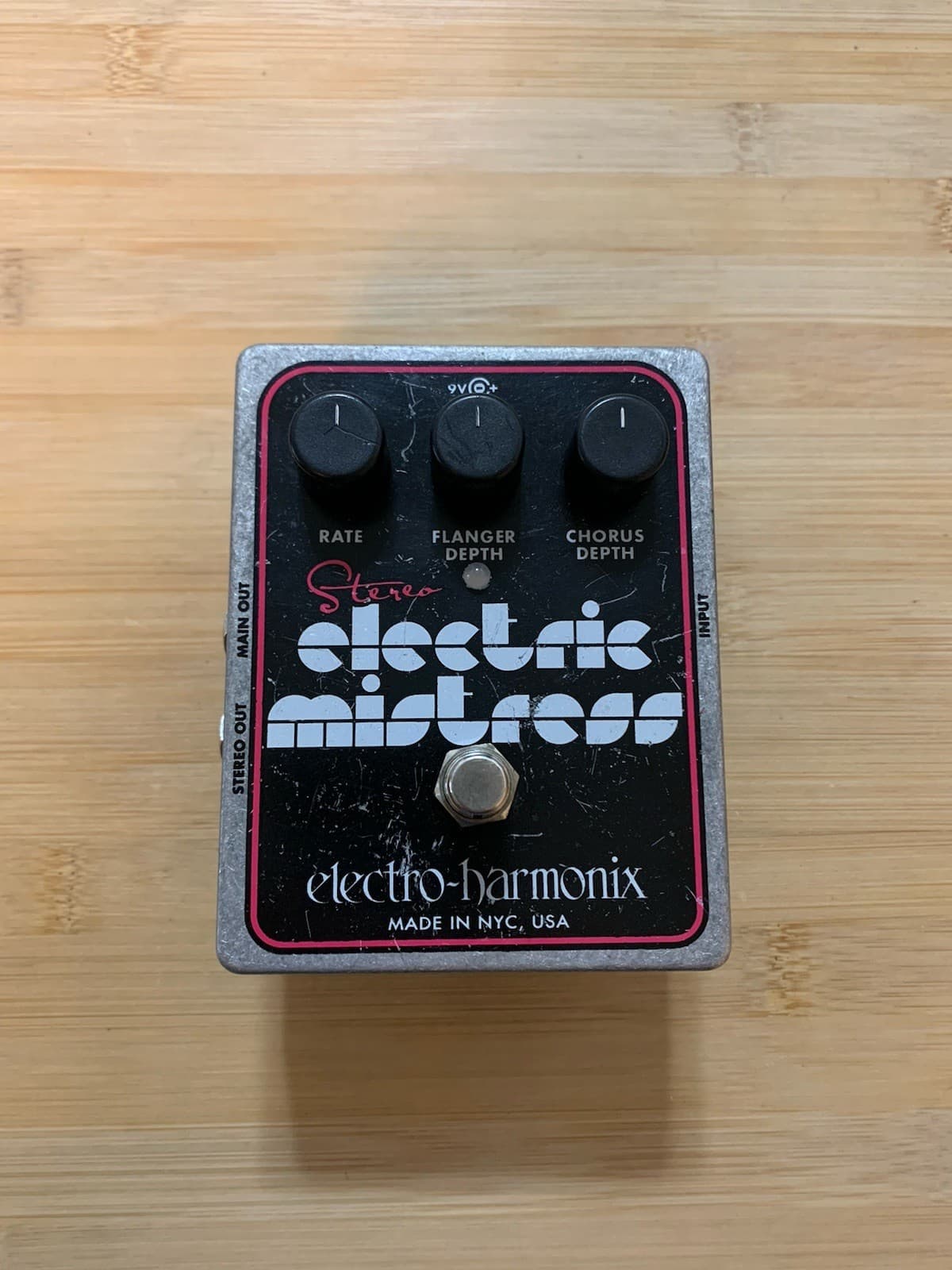 Electro-Harmonix Stereo Electric Mistress Flanger Chorus Guitar Pedal