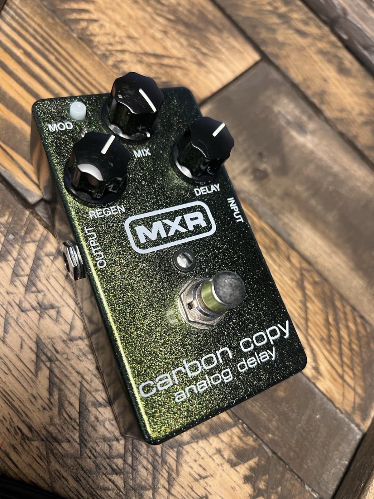MXR Carbon Copy Analog Delay Effects Pedal for Electric Guitar, Analog Type