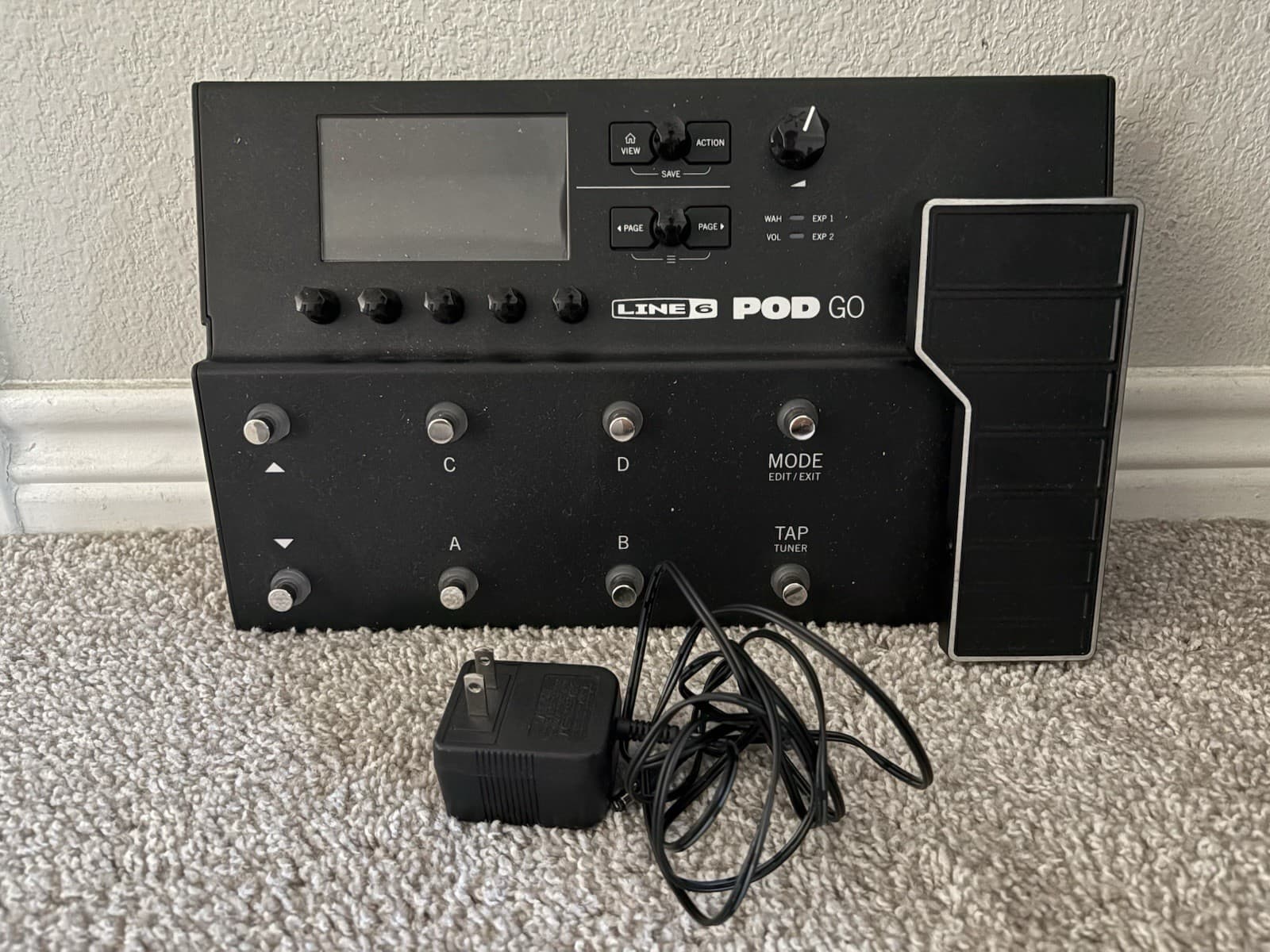 Line 6 POD Go Guitar Multi-effects Floor Processor (power Supply Included)
