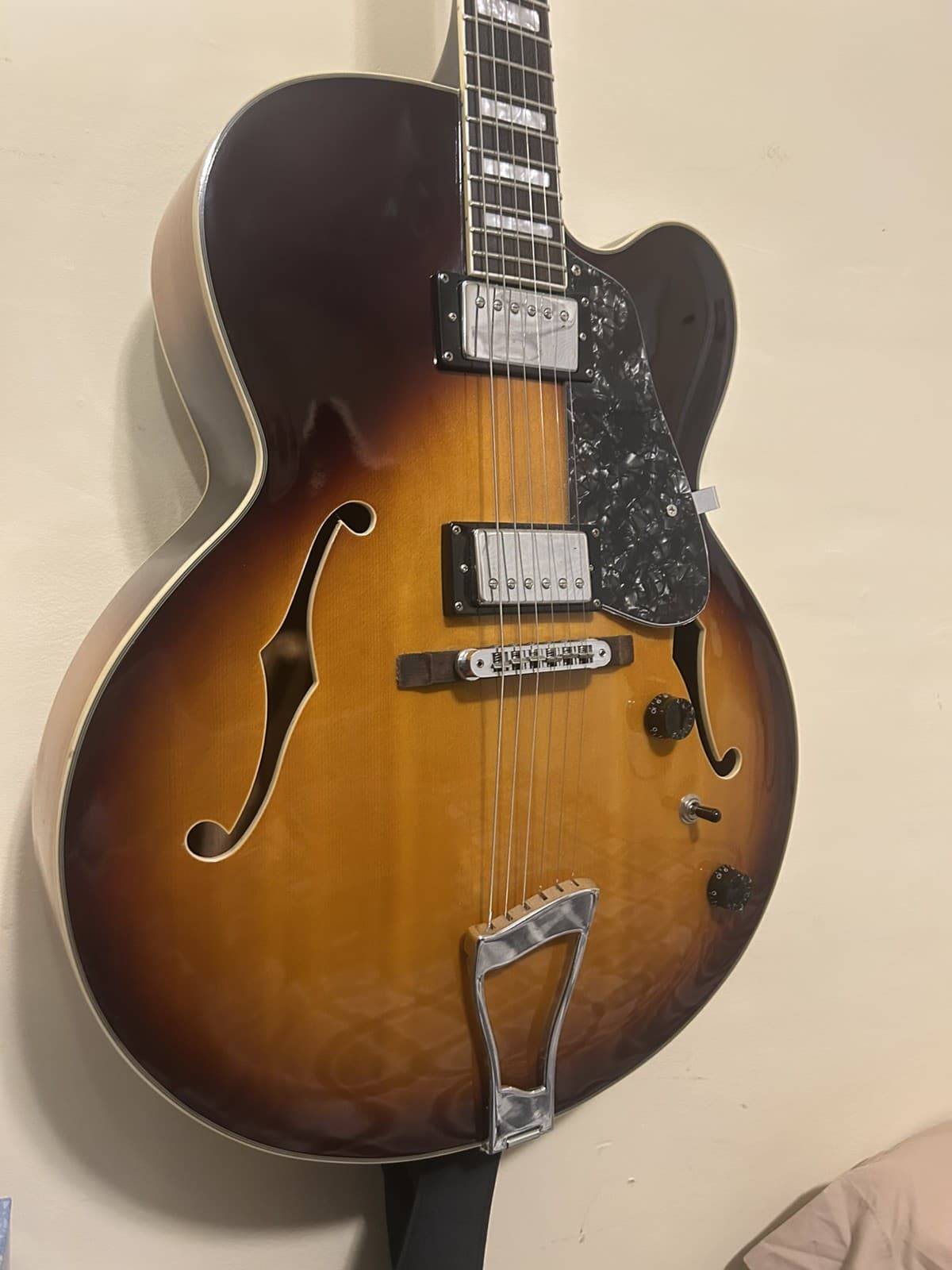 Grote Archtop Electric Guitar Sunburst