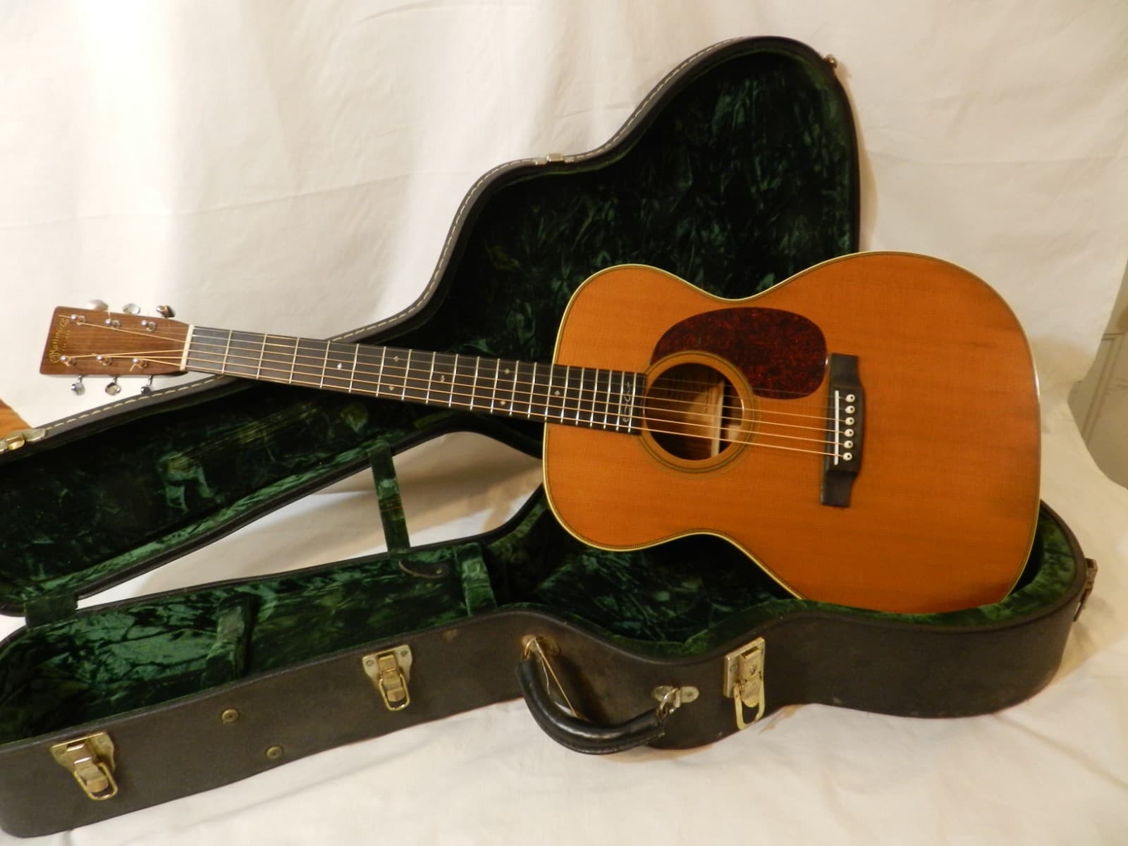 1996 CF Martin 000-28EC Acoustic Guitar Vintage Amber Finish W/OHSC REPAIRED