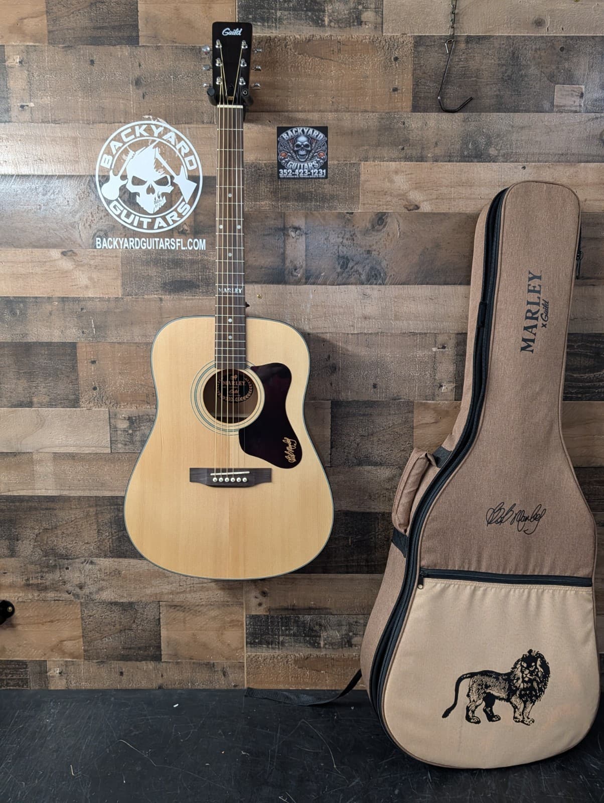 Guild A-20 Bob Marley Artist Acoustic Guitar Dreadnaugh