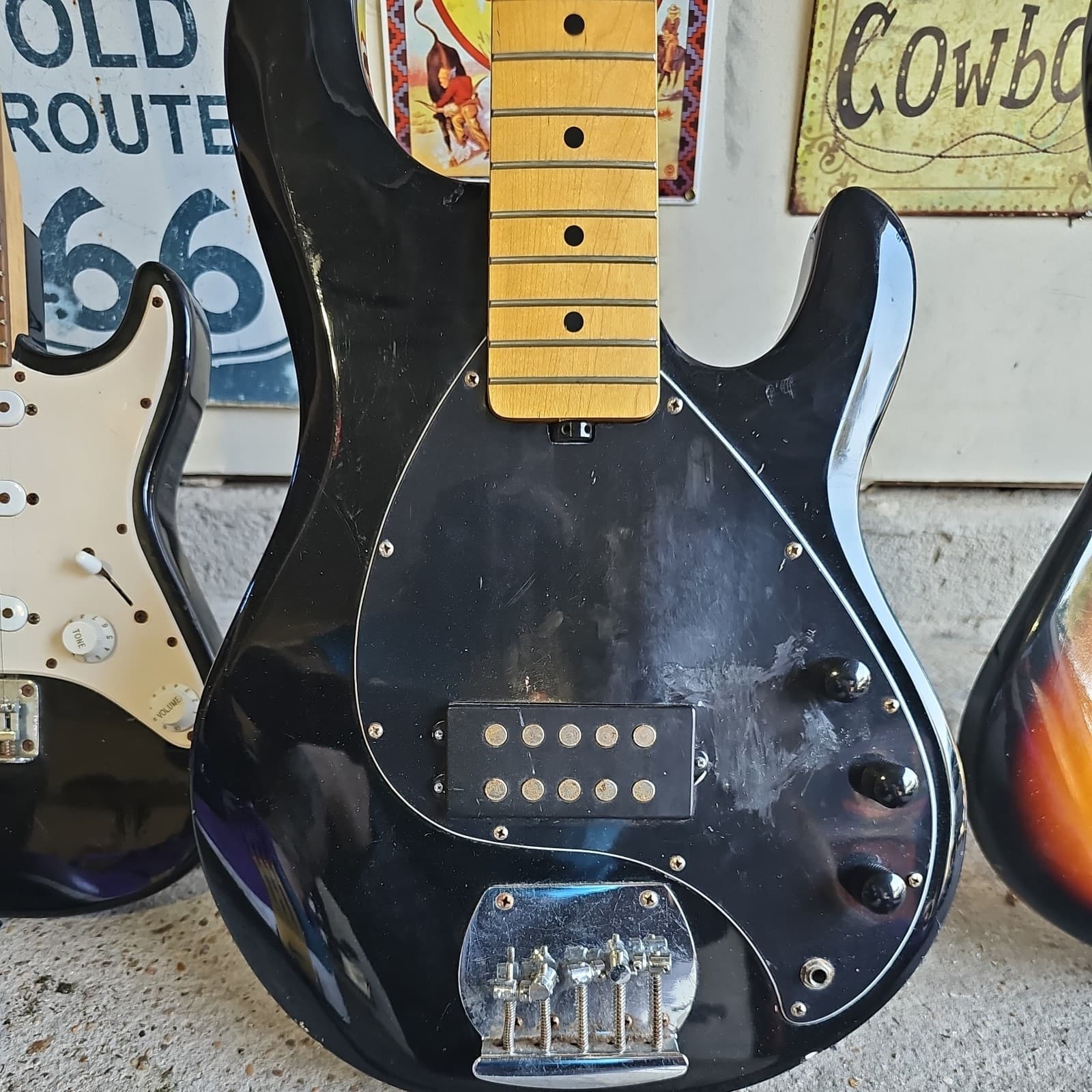 Sterling By Music Man stingray 5