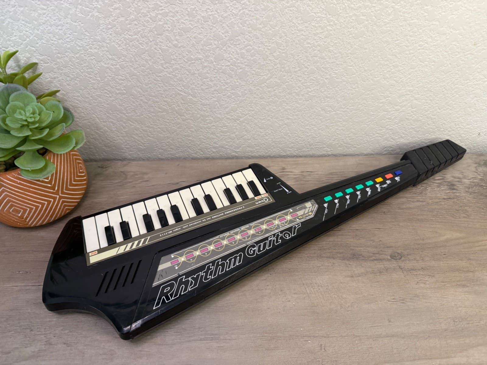 crown rhythm guitar keyboard guitar working