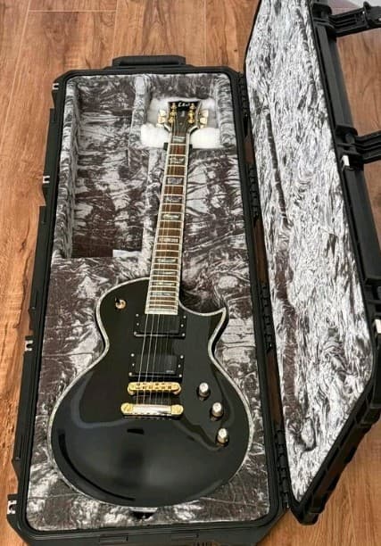 ESP LTD EC-1000 Electric Guitar Black Gold Hardware Right-Handed w/ Case