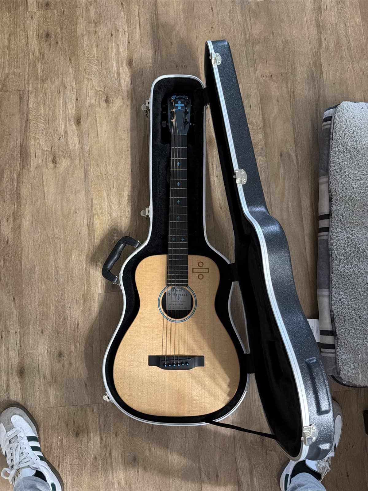 Electric Acoustic Guitar Martin Little Ed Sheeran Divide Signature Edition