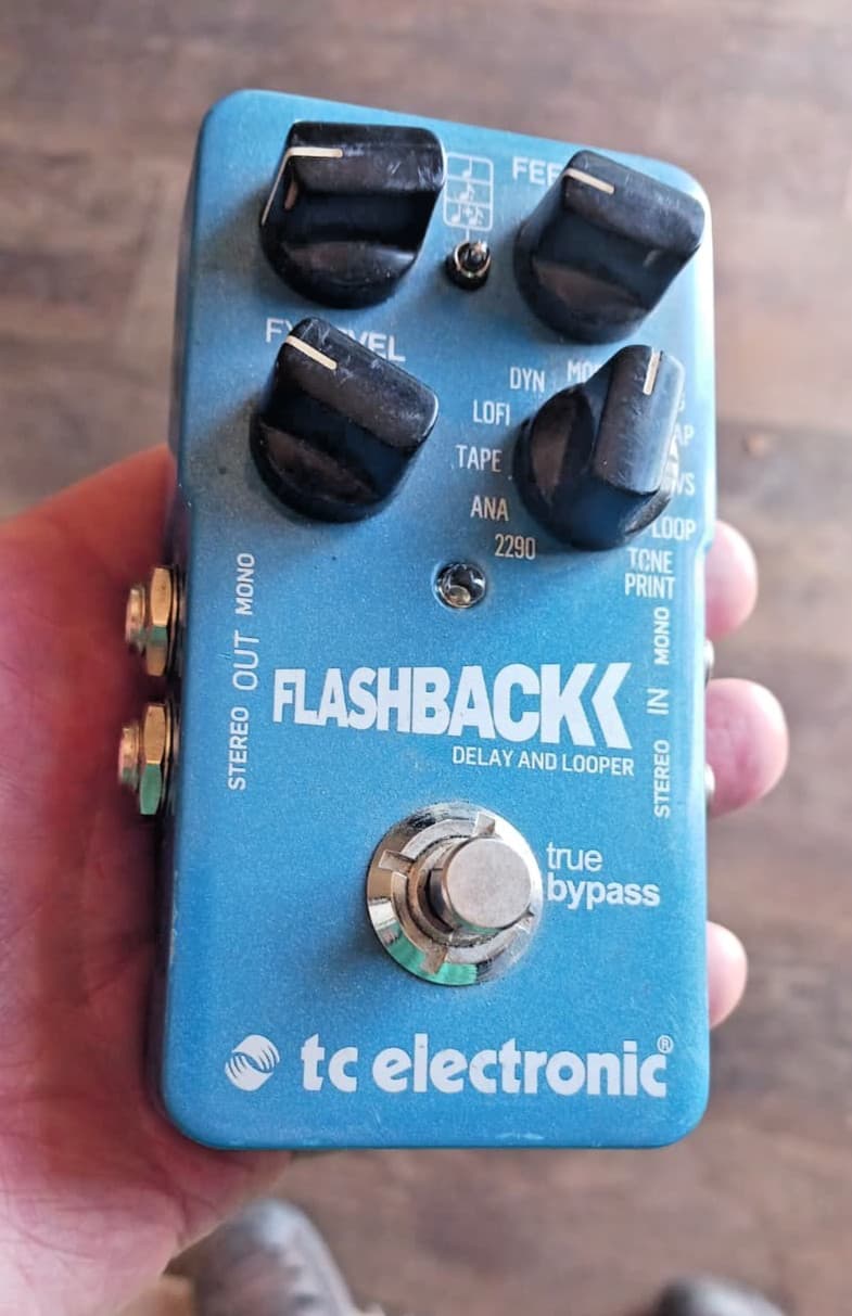 TC Electronic Flashback II Delay Guitar Effects Pedal P-30116