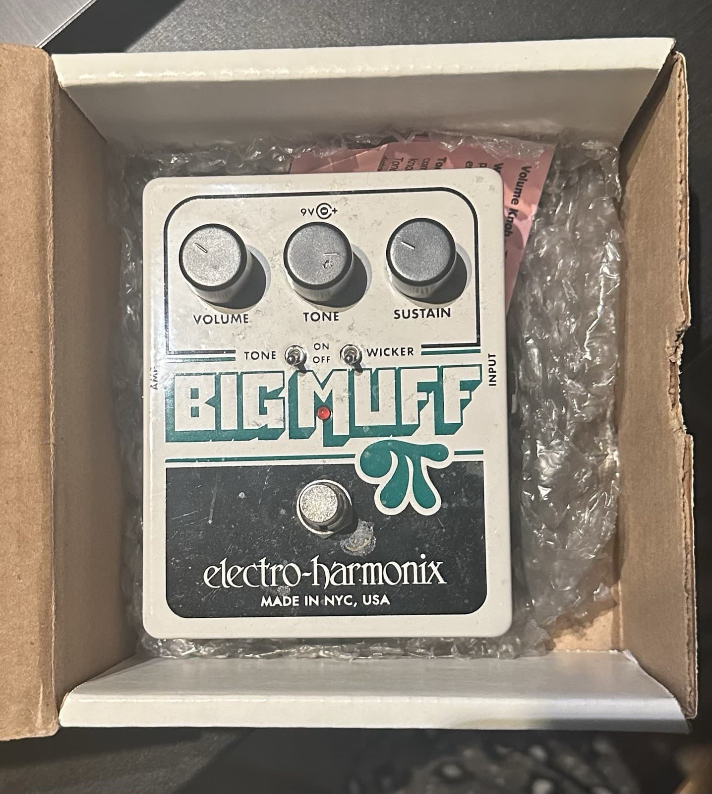 Electro-Harmonix Big Muff Pi with Tone Wicker Guitar Fuzz Pedal – Tested A1