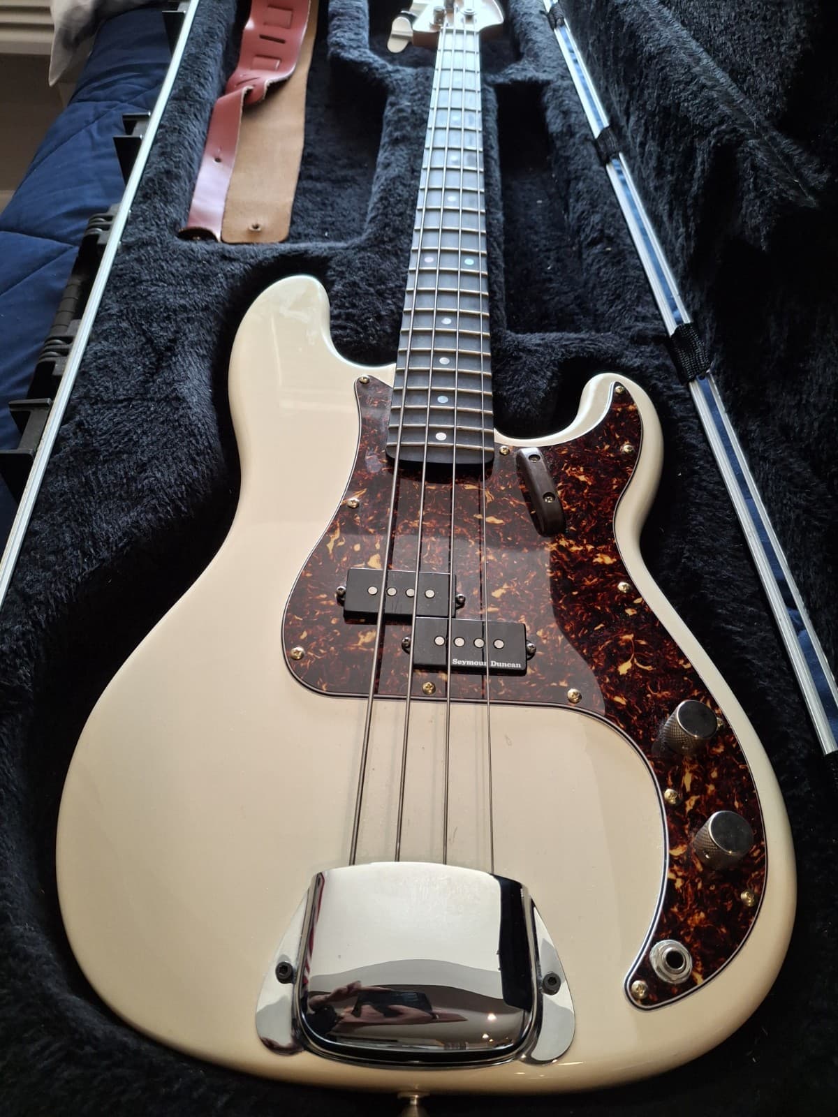 Fender American Professional II P Bass 4 Wormouth Jazz Neck Ebony FB -