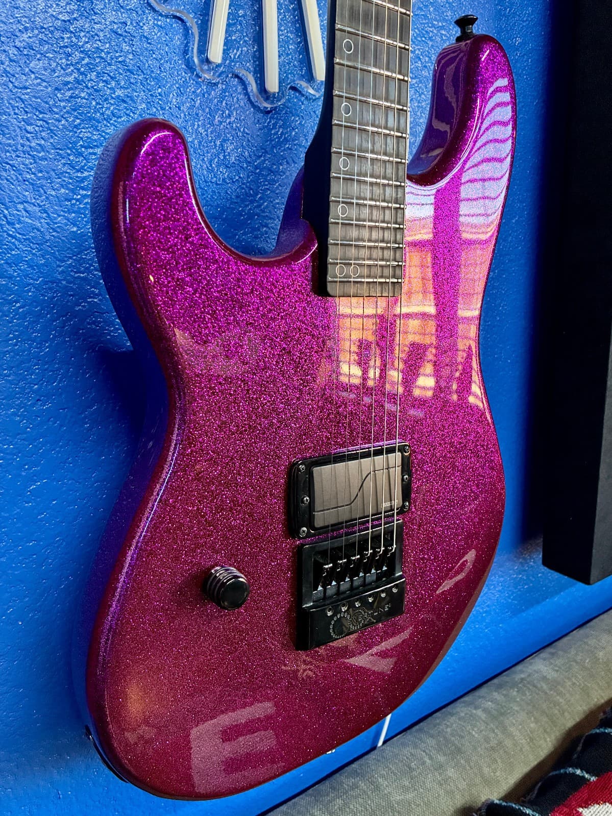 Schecter Guitar Research Danskimo-6 Left-Handed Electric Guitar Purple Sparkle