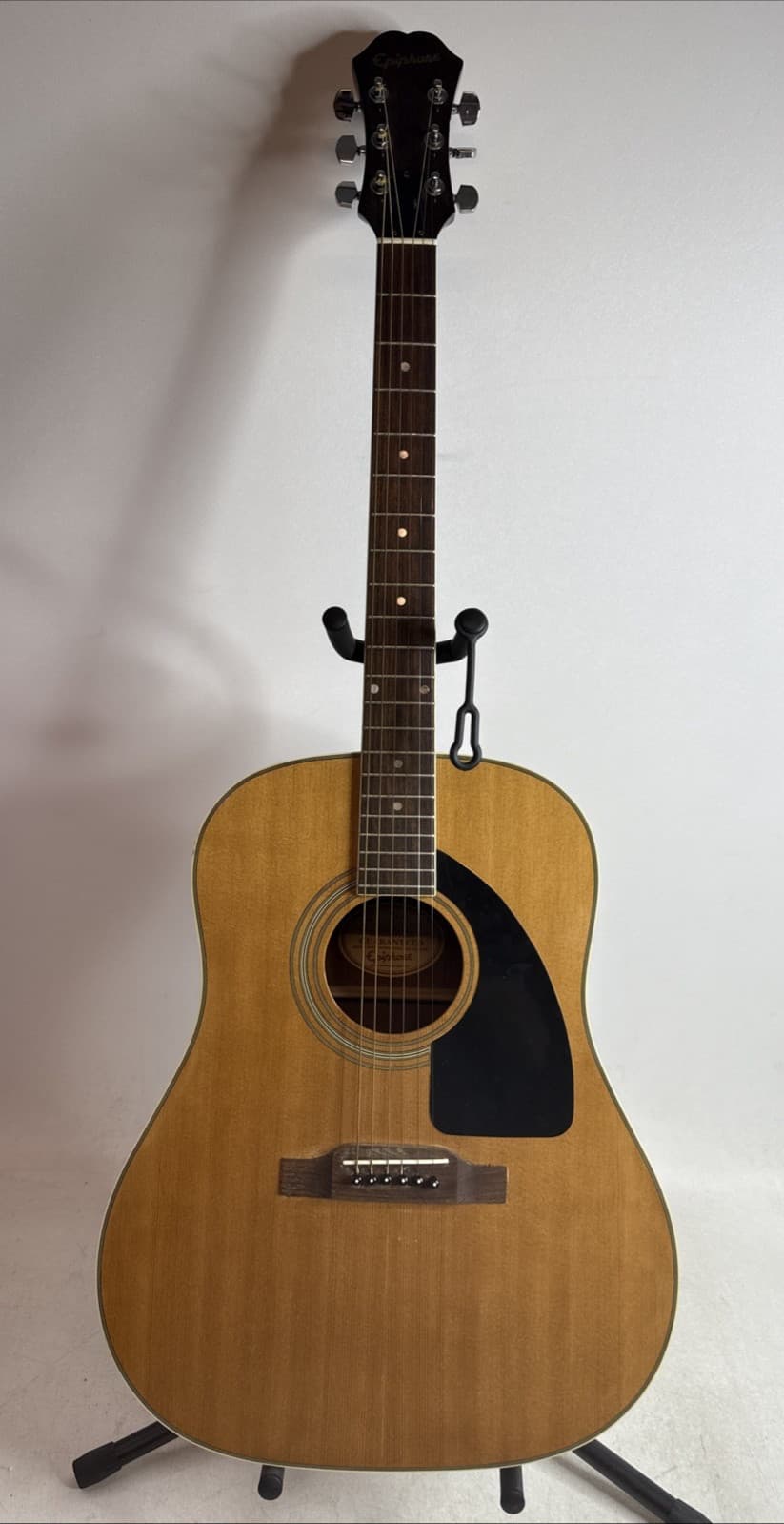 Epiphone Acoustic Guitar PR-300 - With Guitar Case - NICE