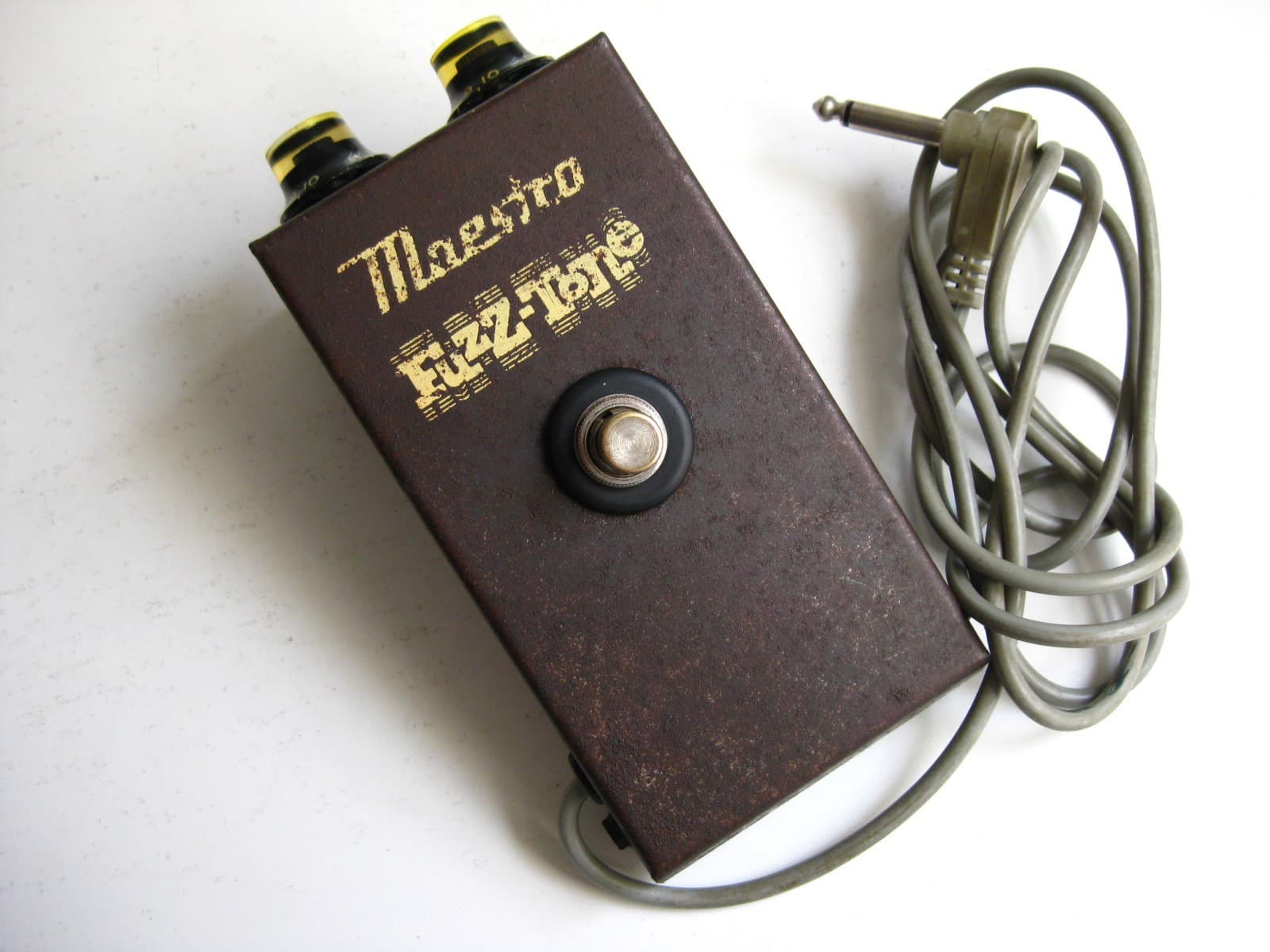 Vintage 1962 Maestro FZ-1 Fuzz Tone by Gibson Fuzz Guitar Effect Pedal