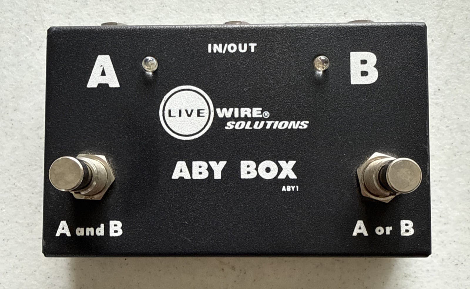 Live Wire Solutions ABY Box ABY1 Guitar Instrument Selector