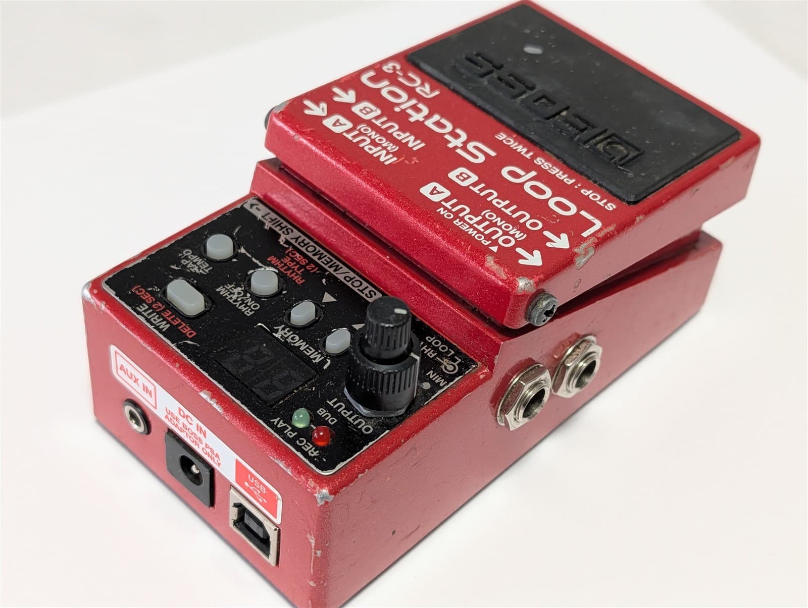 BOSS RC-3 Loop Station Pedal - Stereo Looper Guitar Effects Pedal - Player Grade