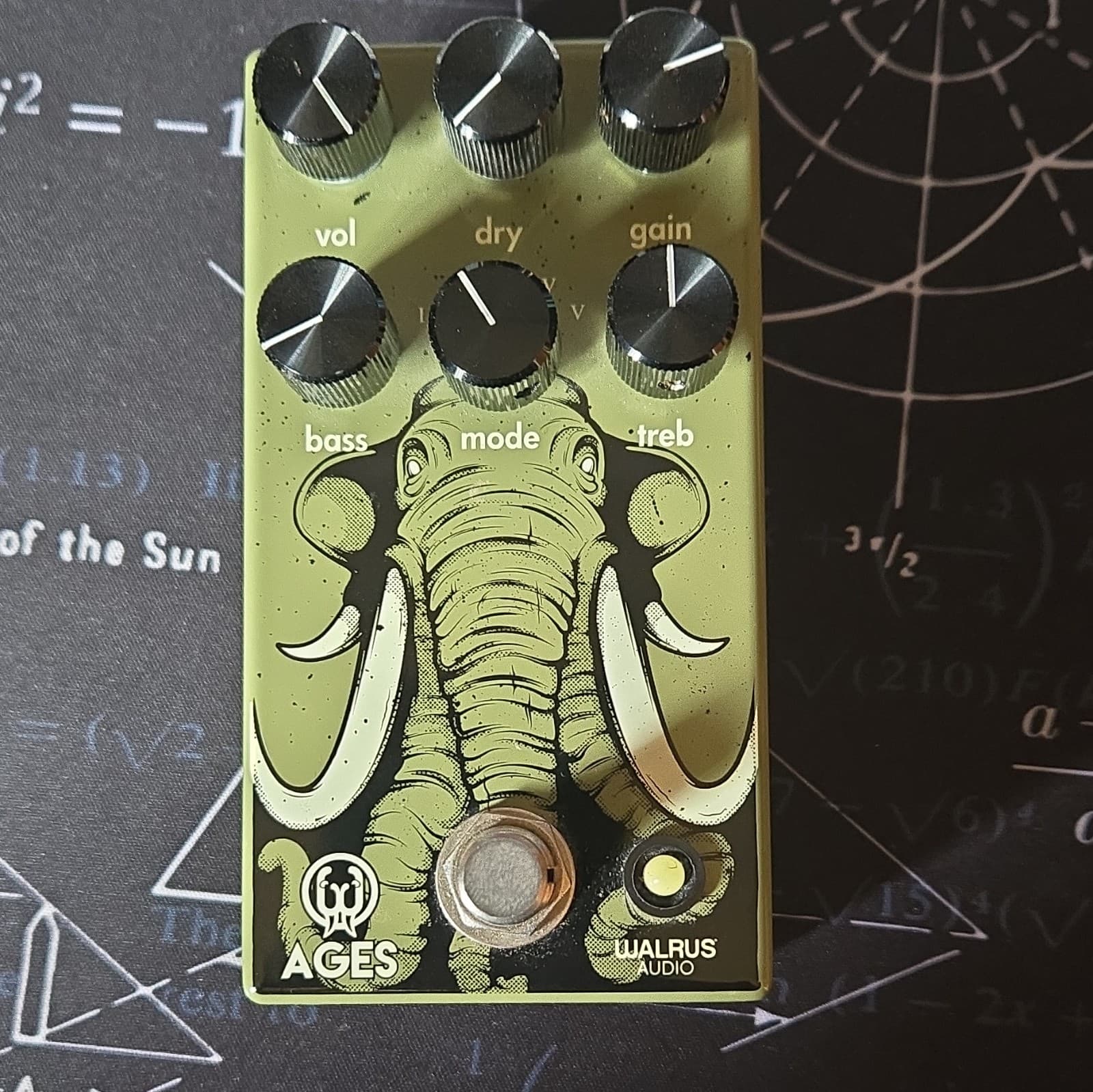 Walrus Audio Ages Overdrive Guitar Effects Pedal for Electric Guitar Effects