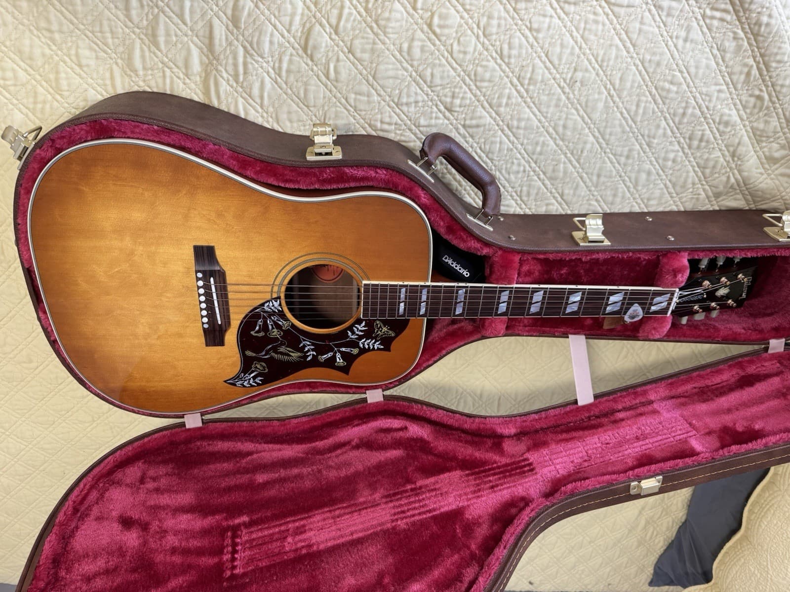 Gibson Hummingbird Original Acoustic Guitar Heritage Cherry Sunburst with Case