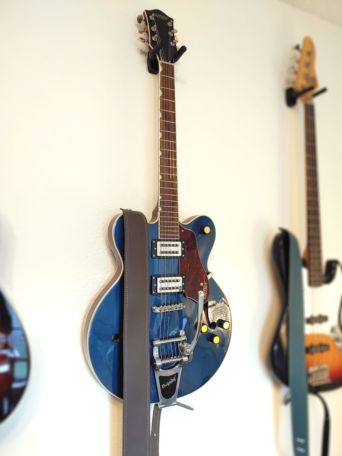 Gretsch G2622T Streamliner Center Block Dbl-Cut w/Bigsby Electric Guitar Denim