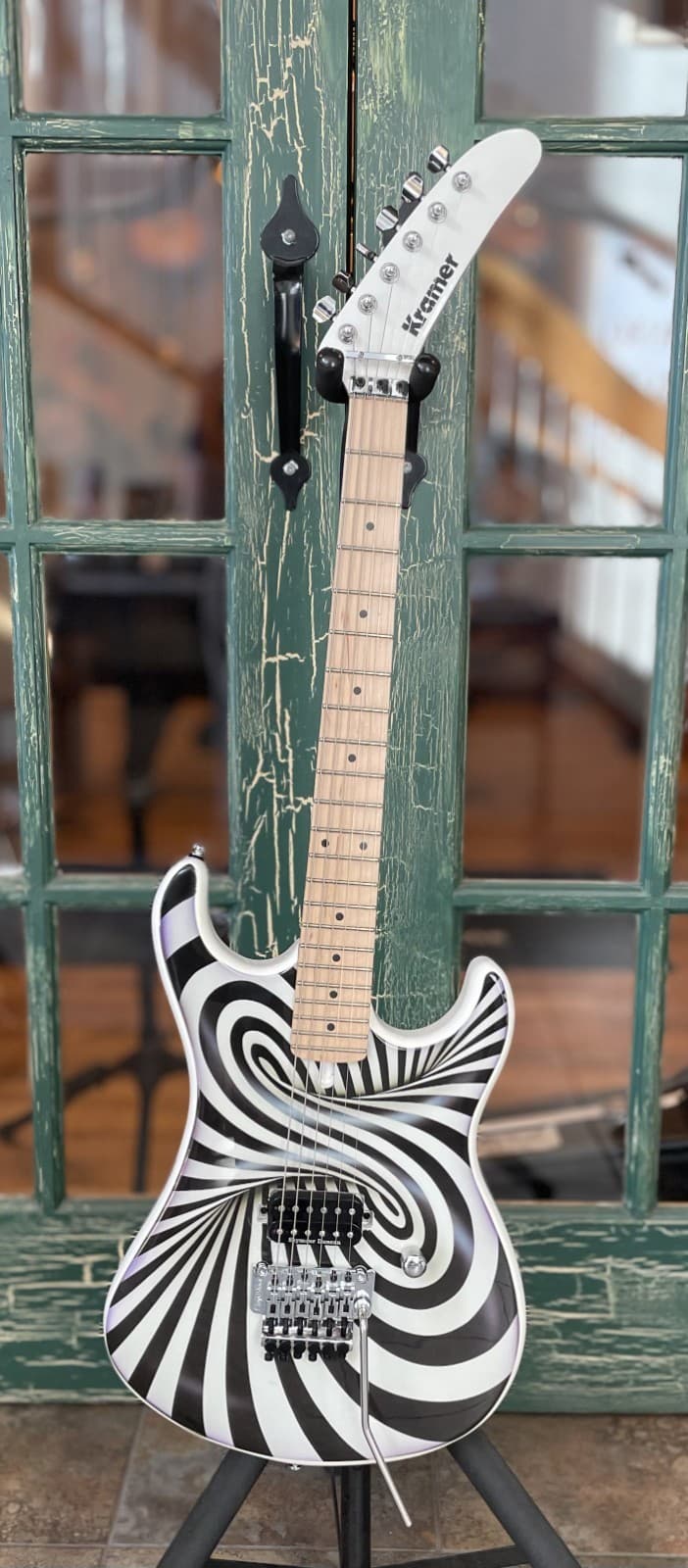 Kramer The '84 Custom Graphics 'The Illusionist' Electric Guitar w/ Floyd Rose